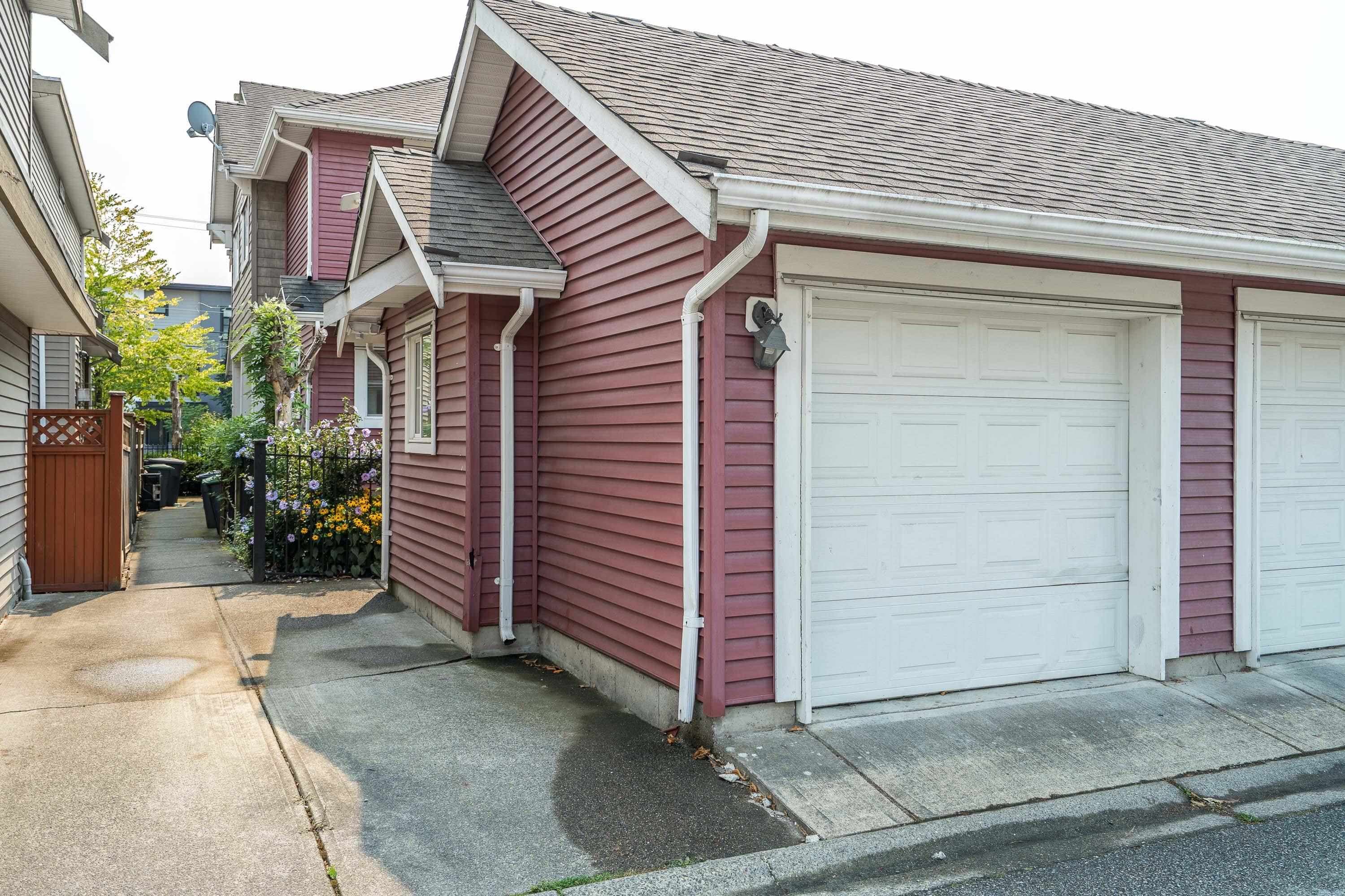 D2 - 19319 72 Avenue, Surrey, V4N 5X9 — photo 2