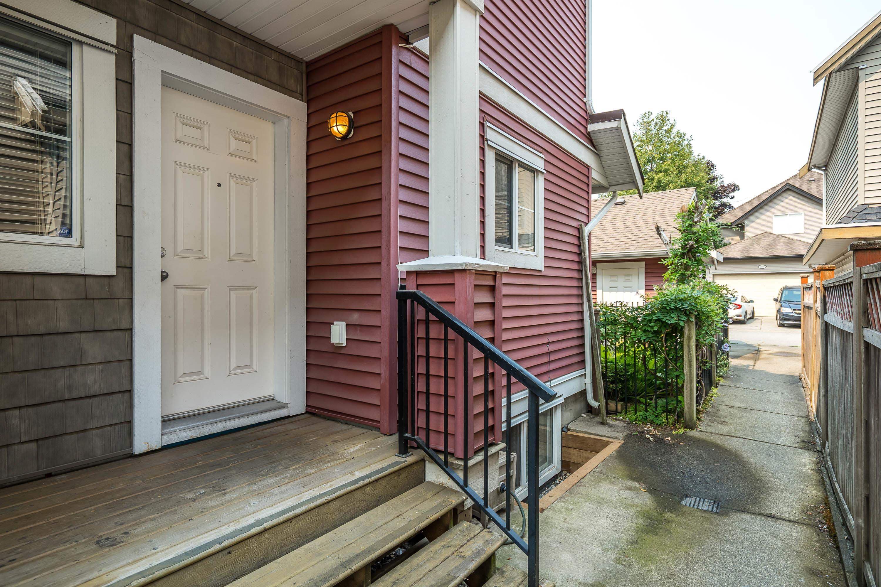 D2 - 19319 72 Avenue, Surrey, V4N 5X9 — photo 4