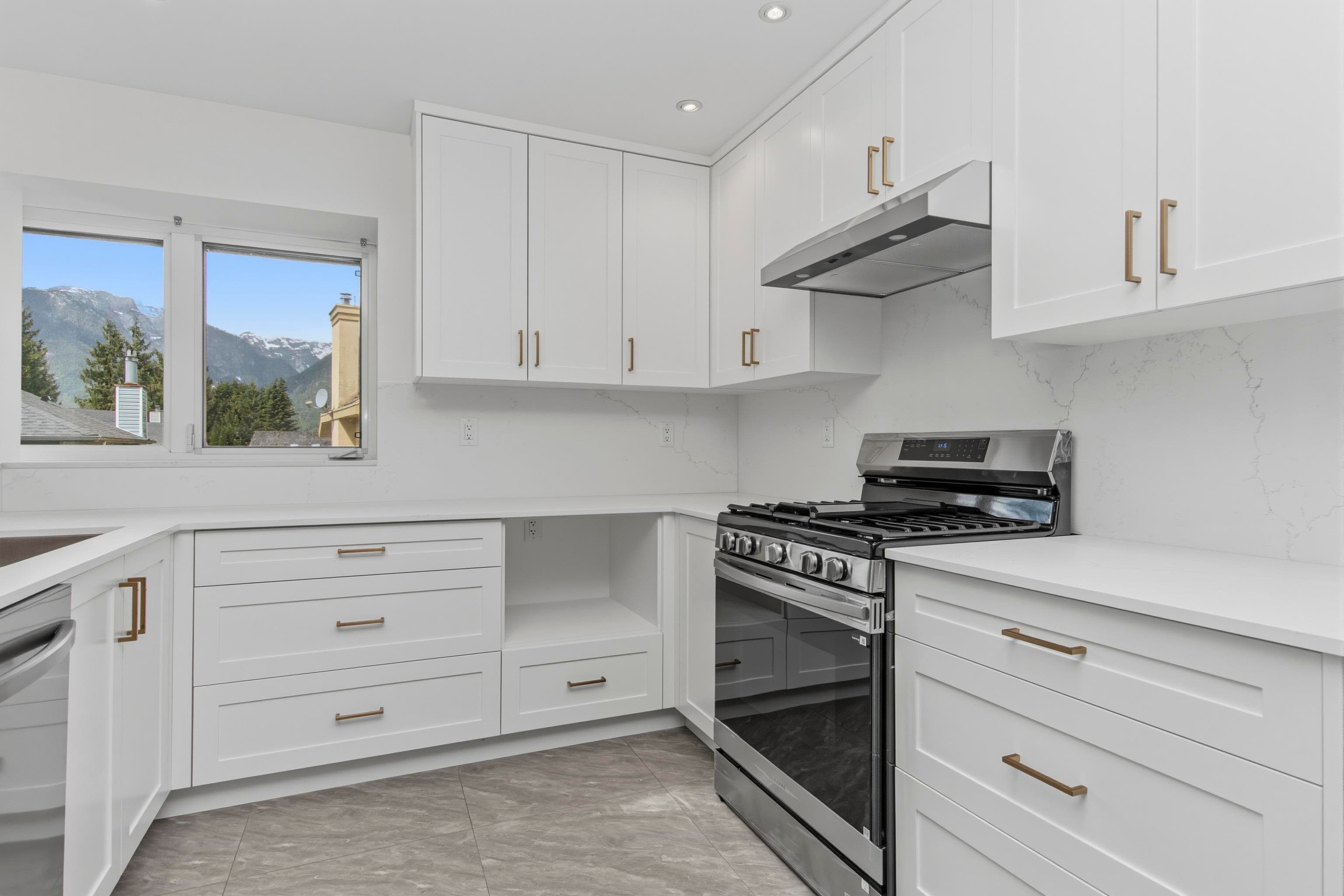 1004 Pia Road, Squamish, V0N 1T0 — photo 3