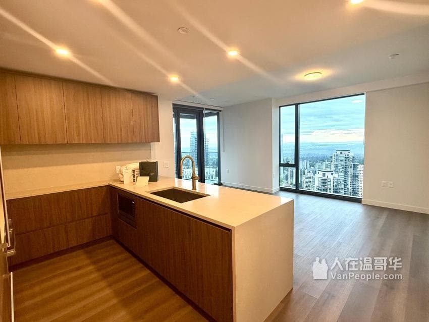 33xx - 5987 Wilson Avenue, Burnaby