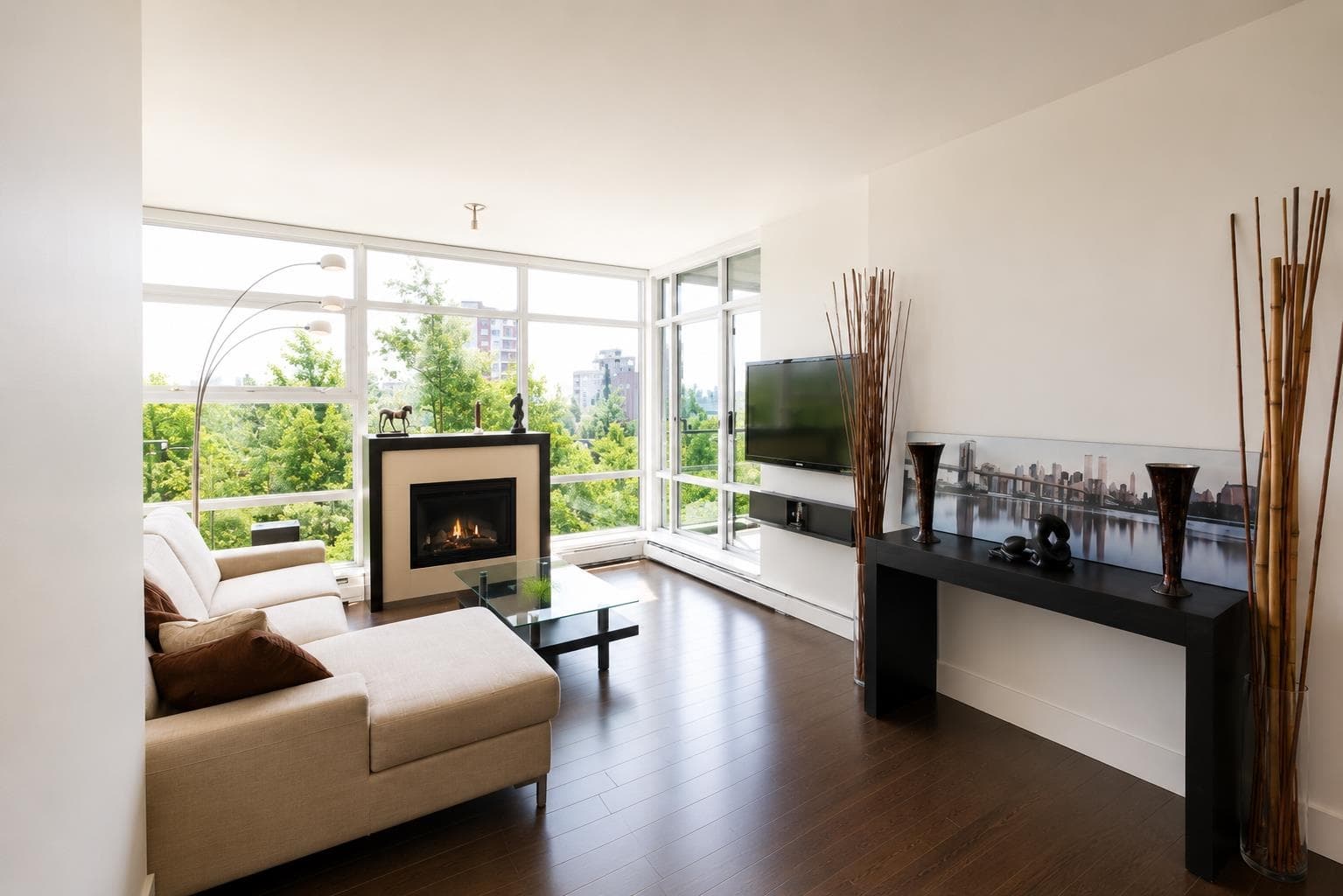 505 - 158 W 13 Street, North Vancouver, V7M 0A7 — photo 2