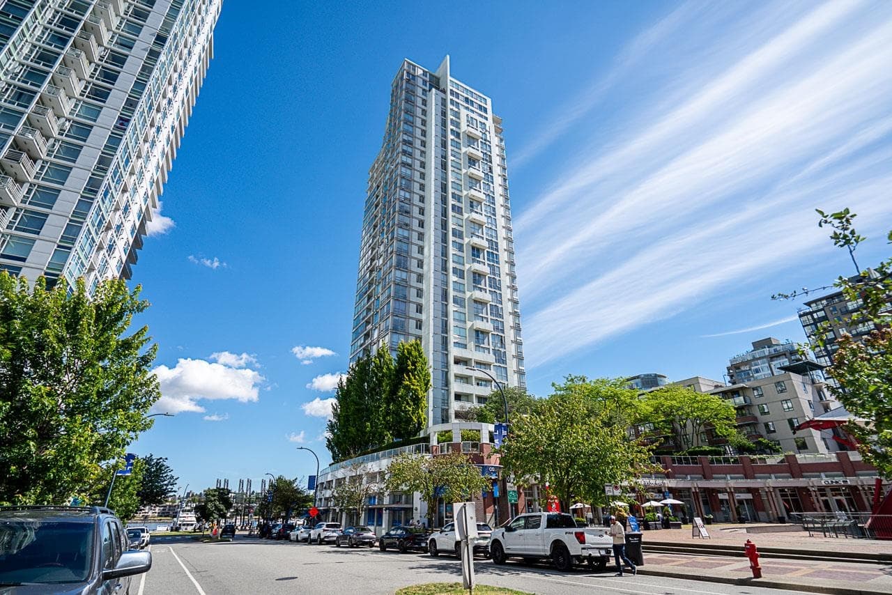 505 - 1201 Marinaside Crescent, Vancouver, V6Z 2V2 — photo 2