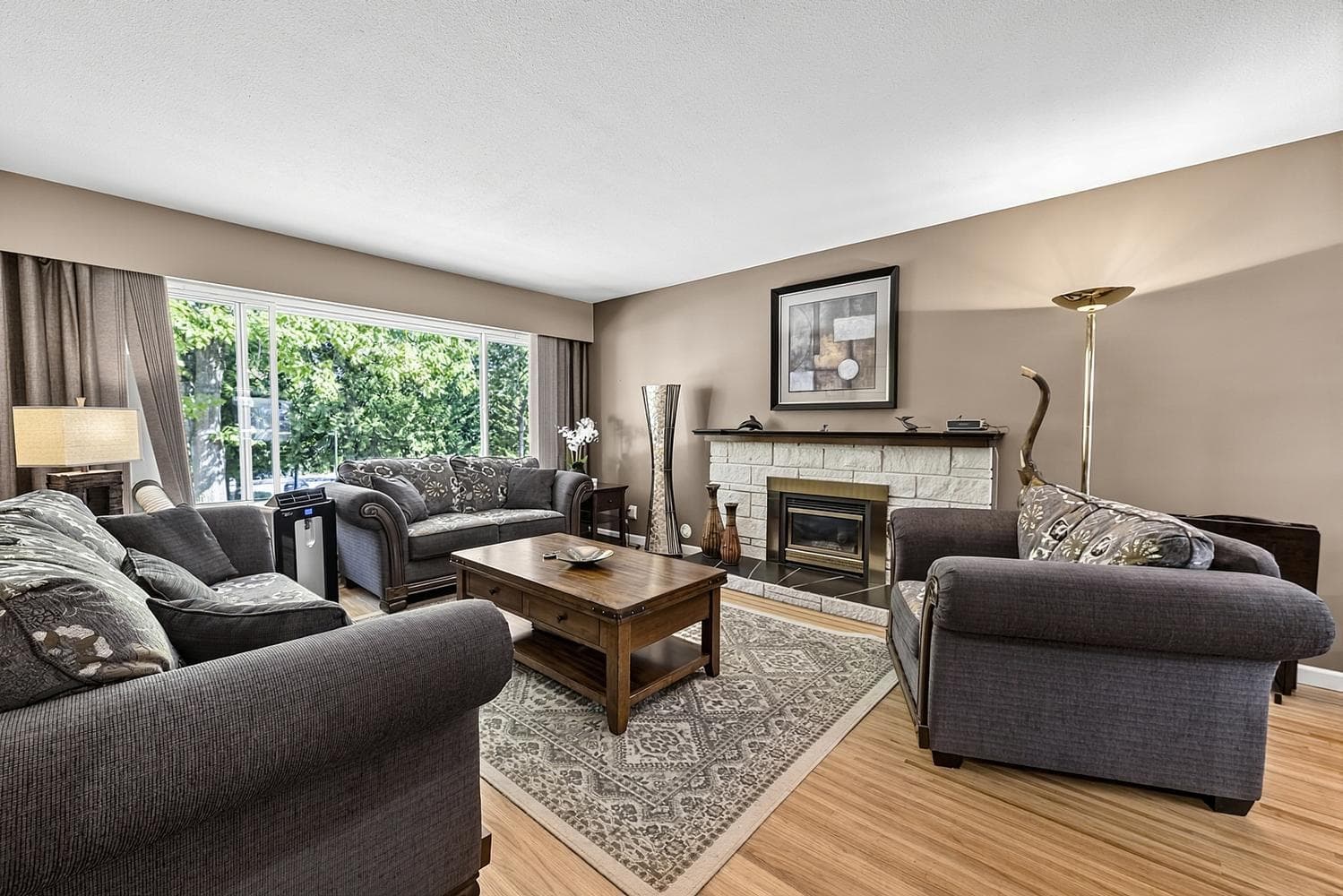 8536 16th Avenue, Burnaby, V3N 1S5 — photo 2