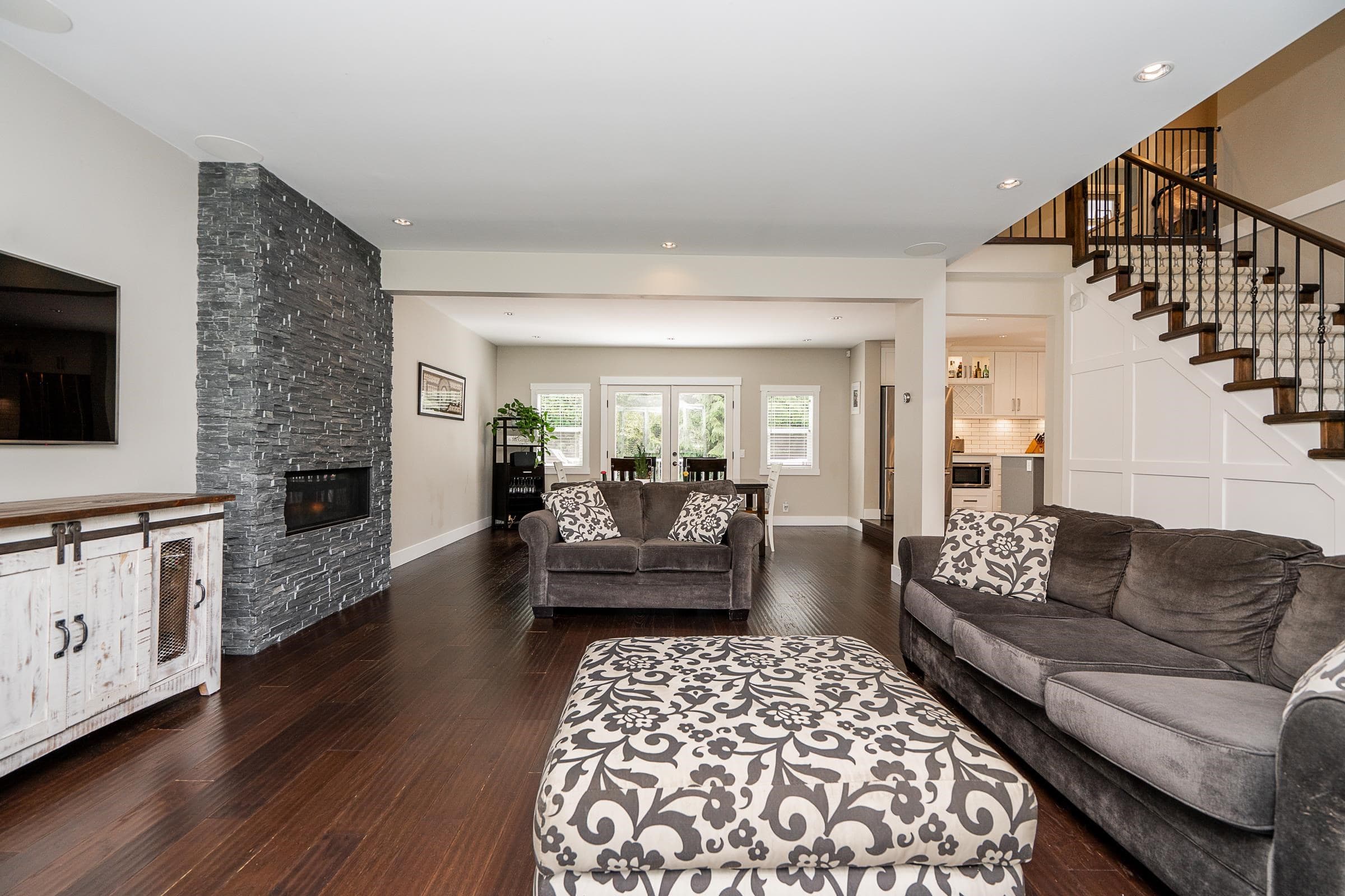 4224 196b Street, Langley, V3A 1B1 — photo 4