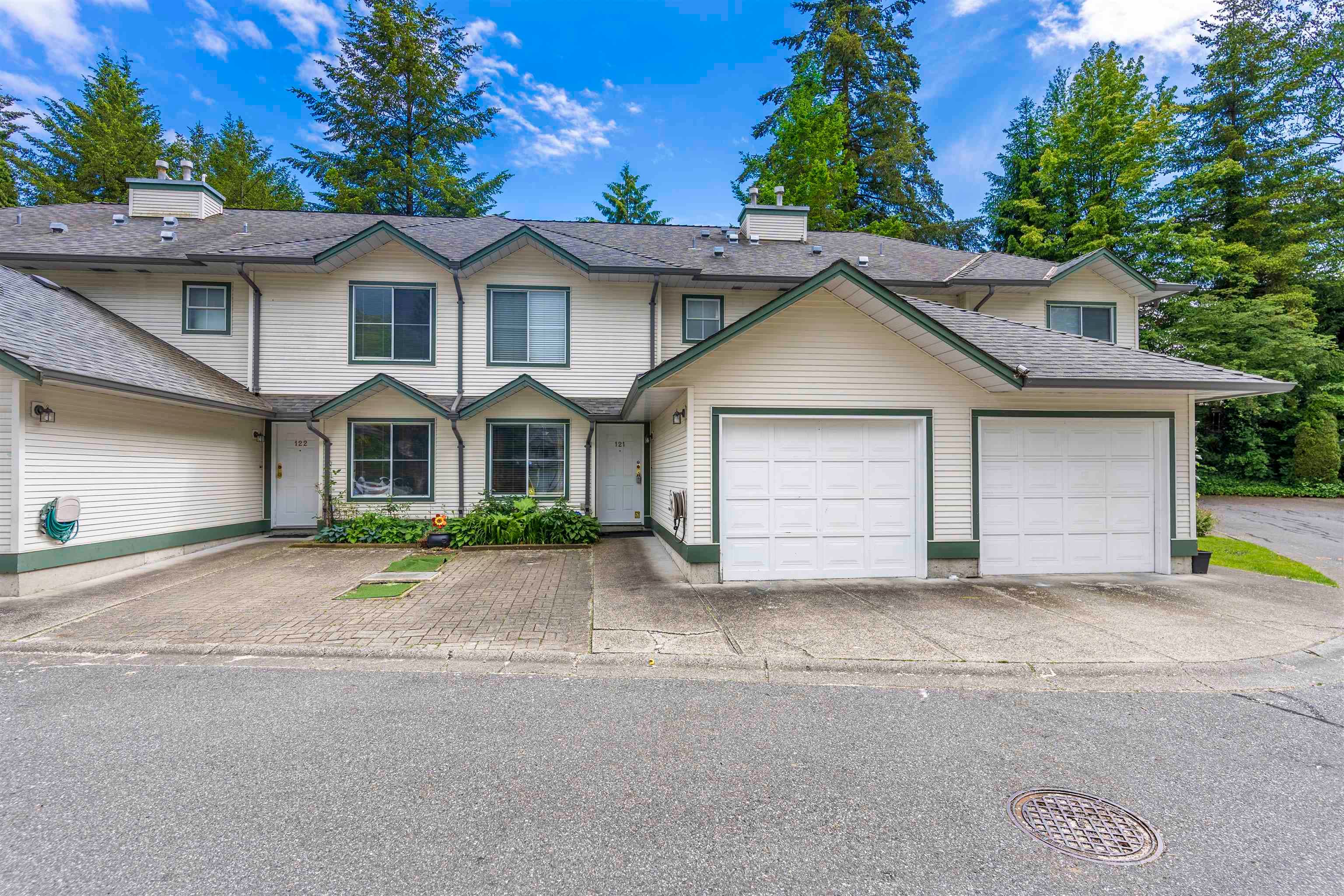 121 - 8655 King George Boulevard, Surrey, V3W 5C4 — photo 3
