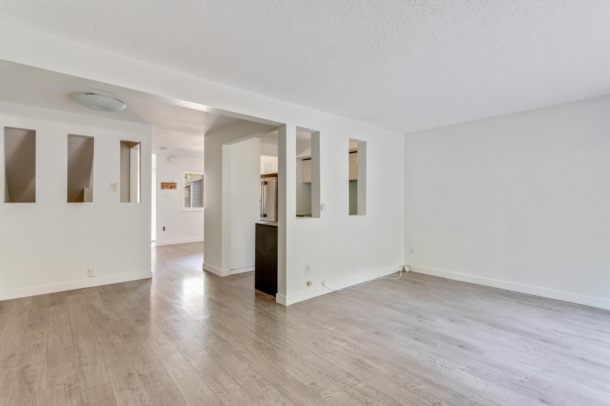 65 - 1930 Cedar Village Crescent, North Vancouver, V7J 3M5 — photo 5