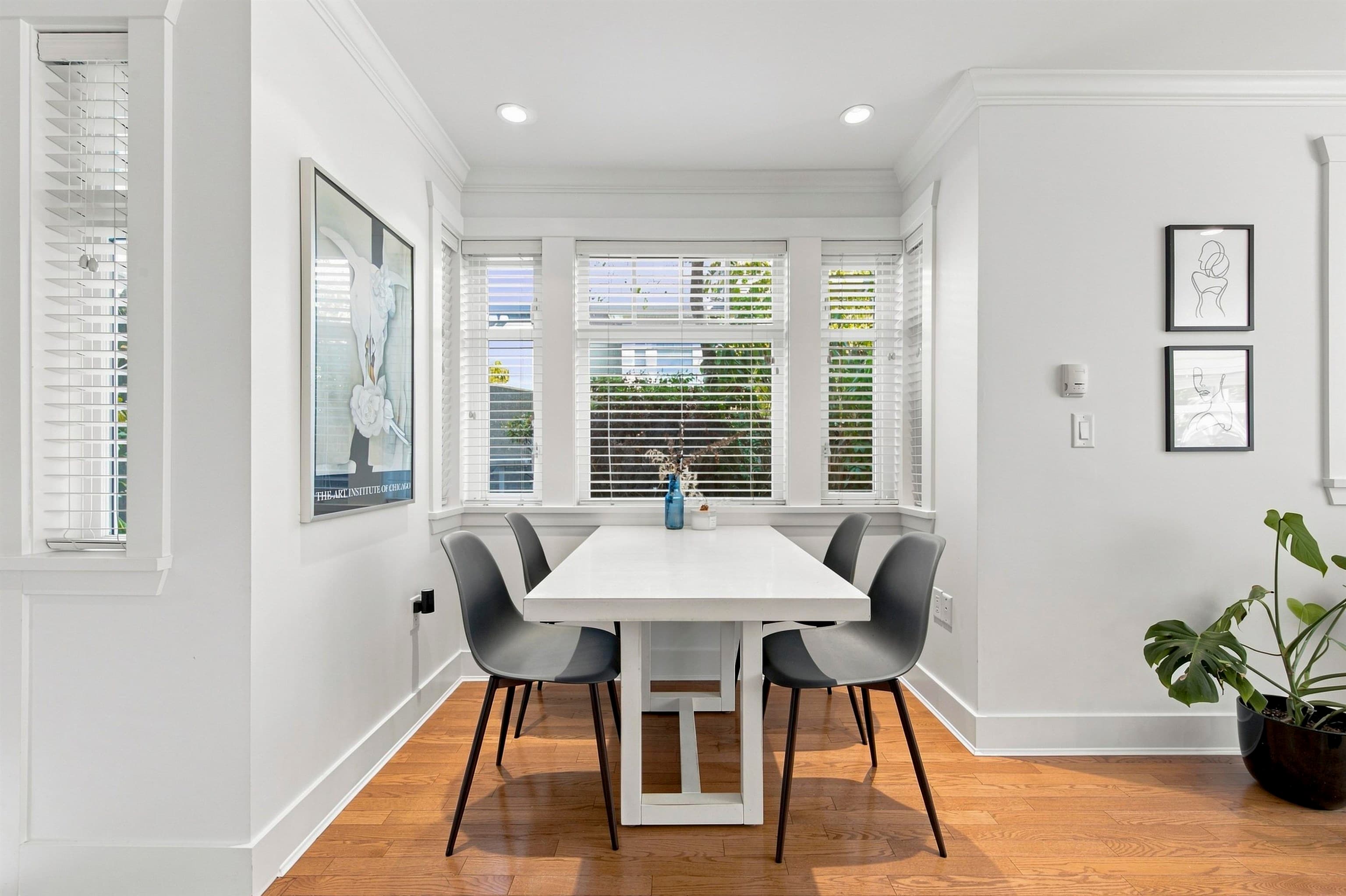 2460 Sasamat Street, Vancouver, V6R 4S8 — photo 3