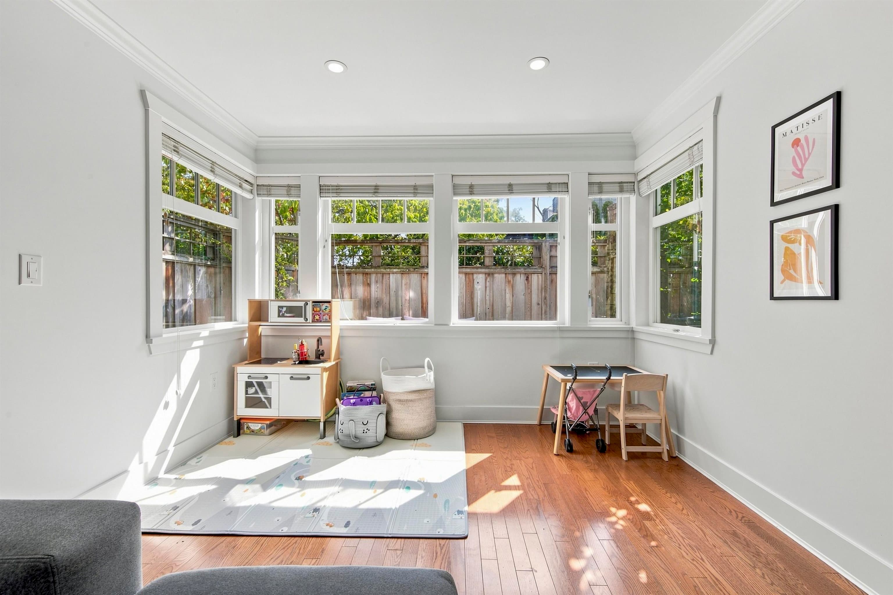2460 Sasamat Street, Vancouver, V6R 4S8 — photo 5