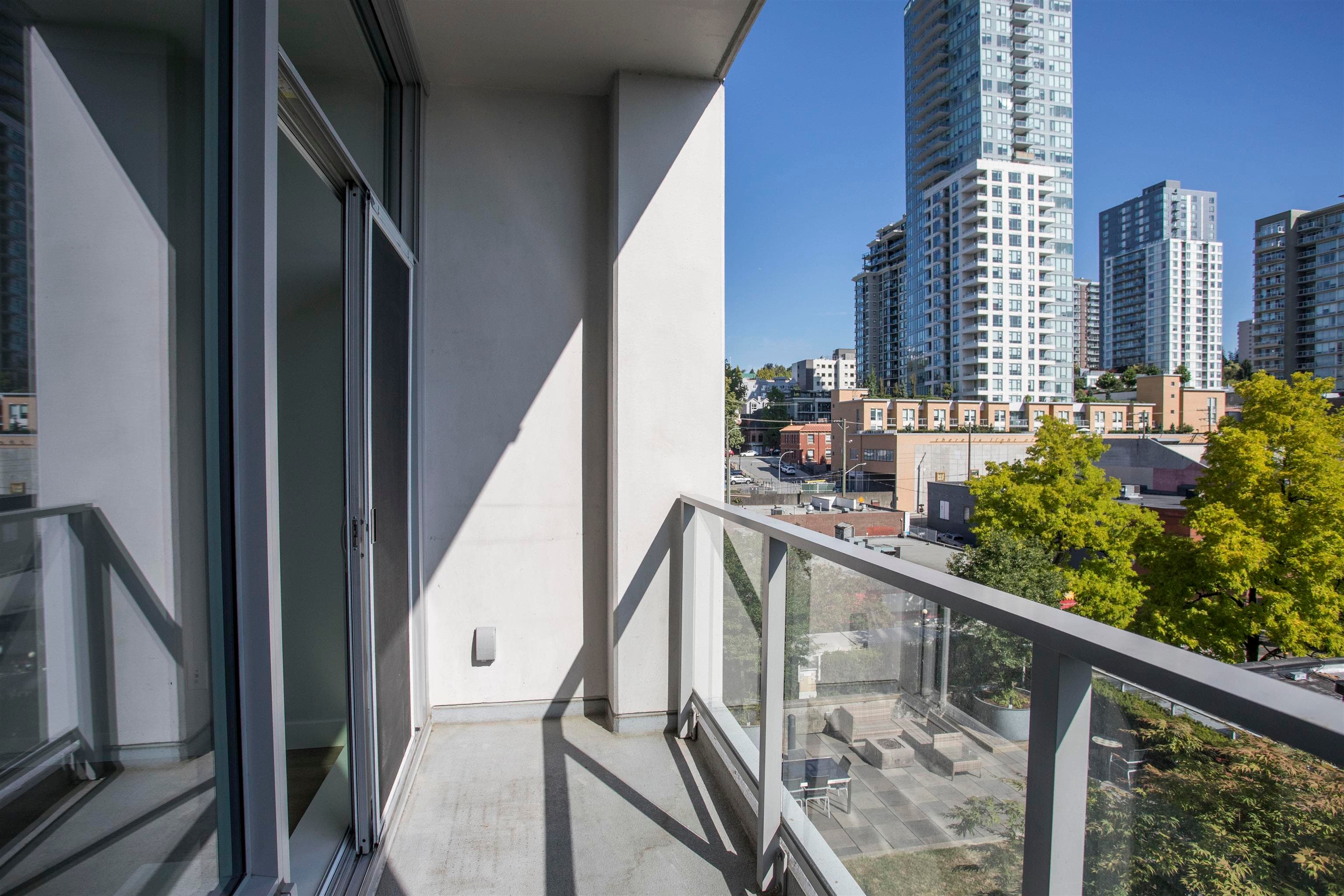 707 - 668 Columbia Street, New Westminster, V3M 1A9 — photo 4