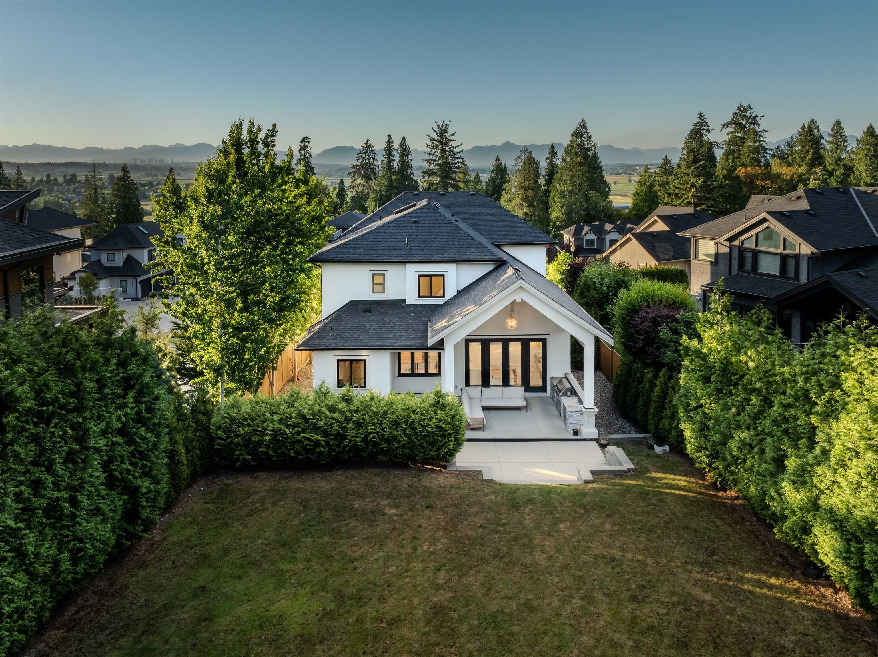 16738 Mcnair Drive, Surrey, V3Z 0P9 — photo 3