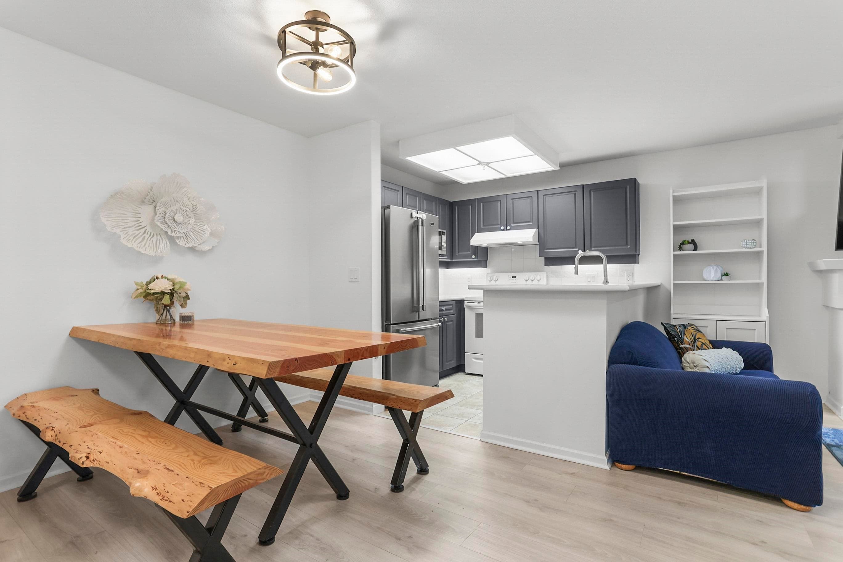 221 - 22015 48 Avenue, Langley, V3A 8L3 — photo 2