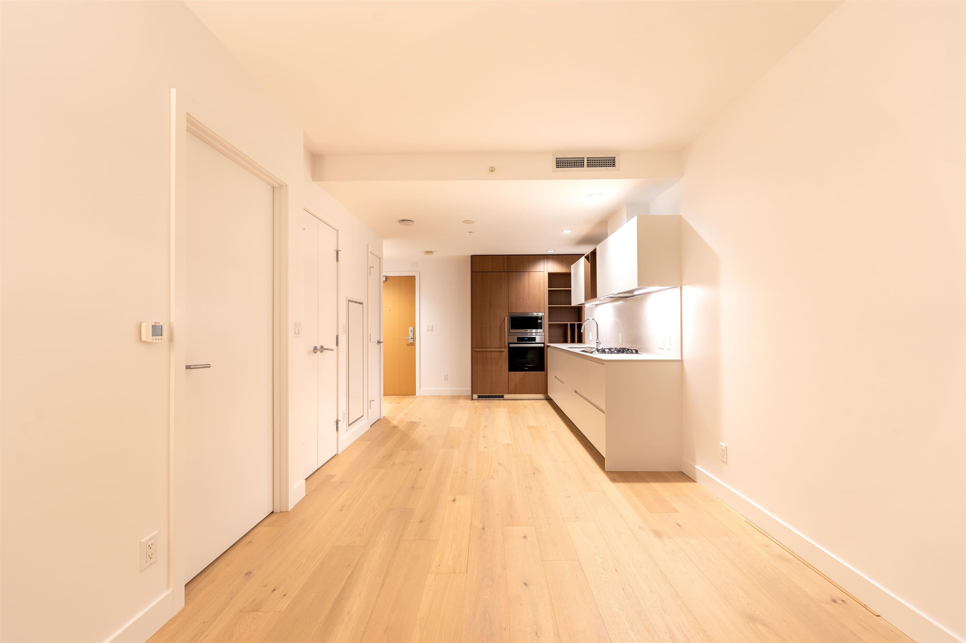 503 - 6000 Mckay Avenue, Burnaby, V5H 0K2 — photo 5