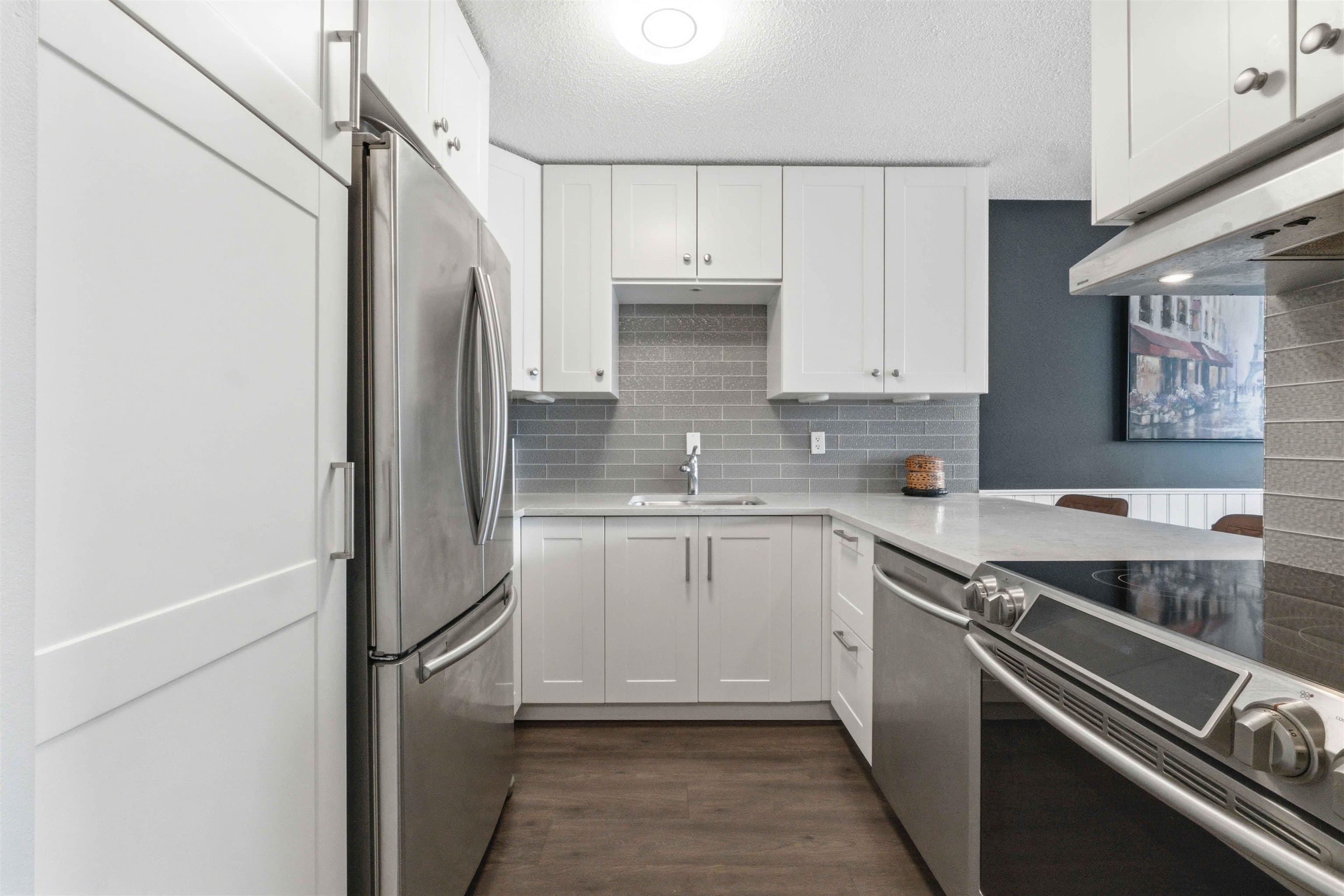 305 - 1521 George Street, White Rock, V4B 4A4 — photo 4