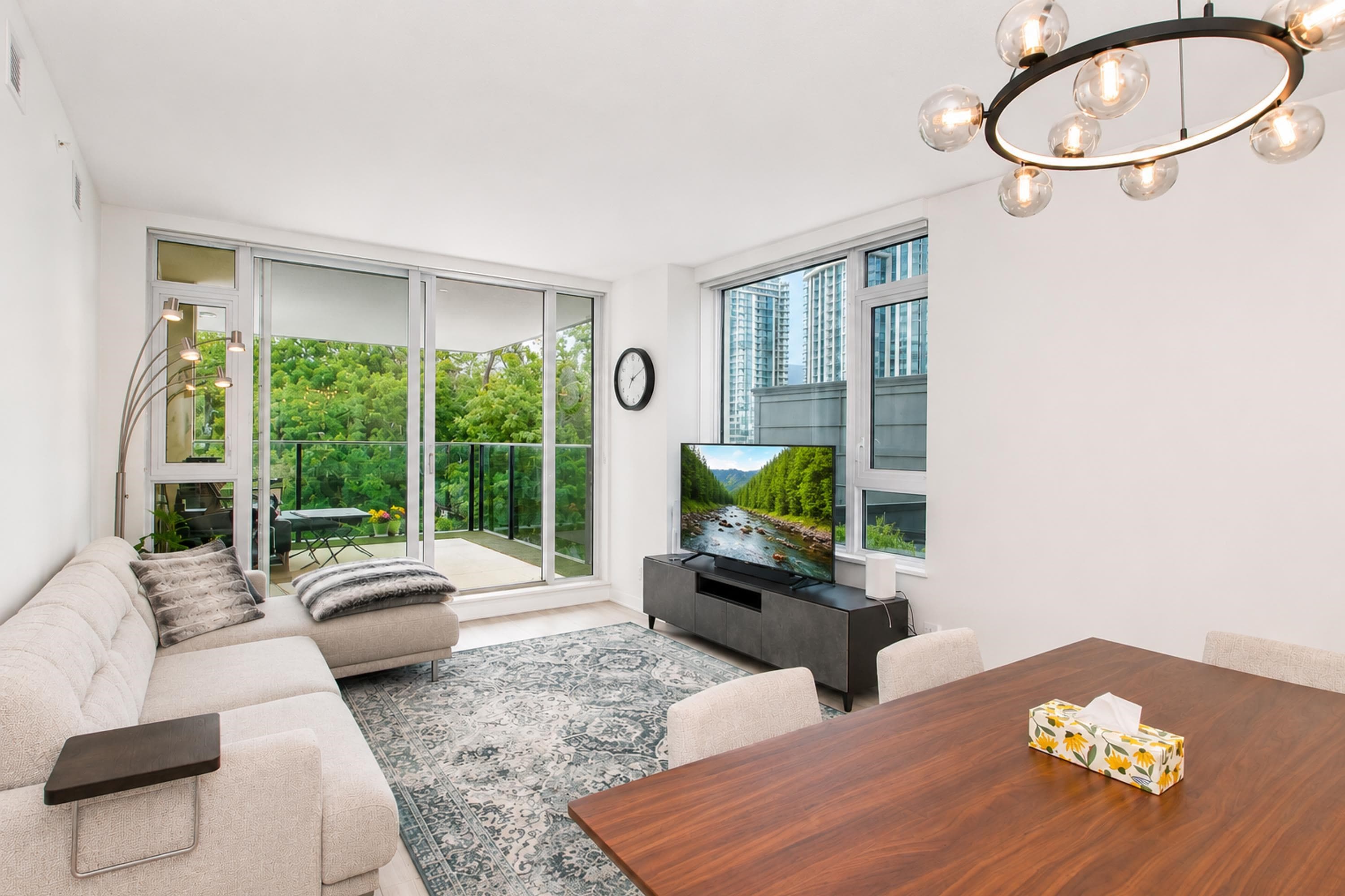 501 - 1401 Hunter Street, North Vancouver, V7J 0E2 — photo 4