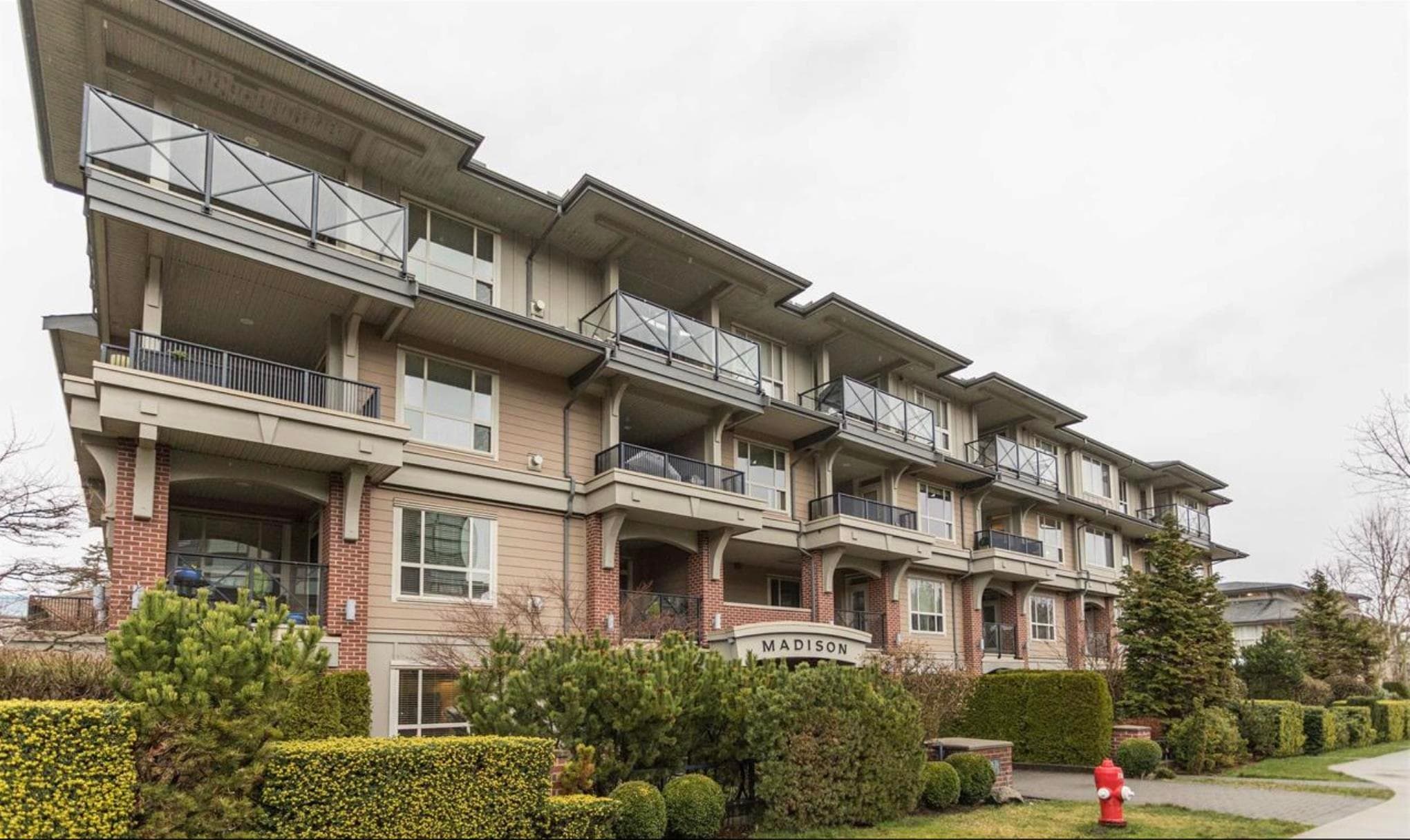 201 - 15357 17a Avenue, Surrey, V4A 1V4 — photo 1