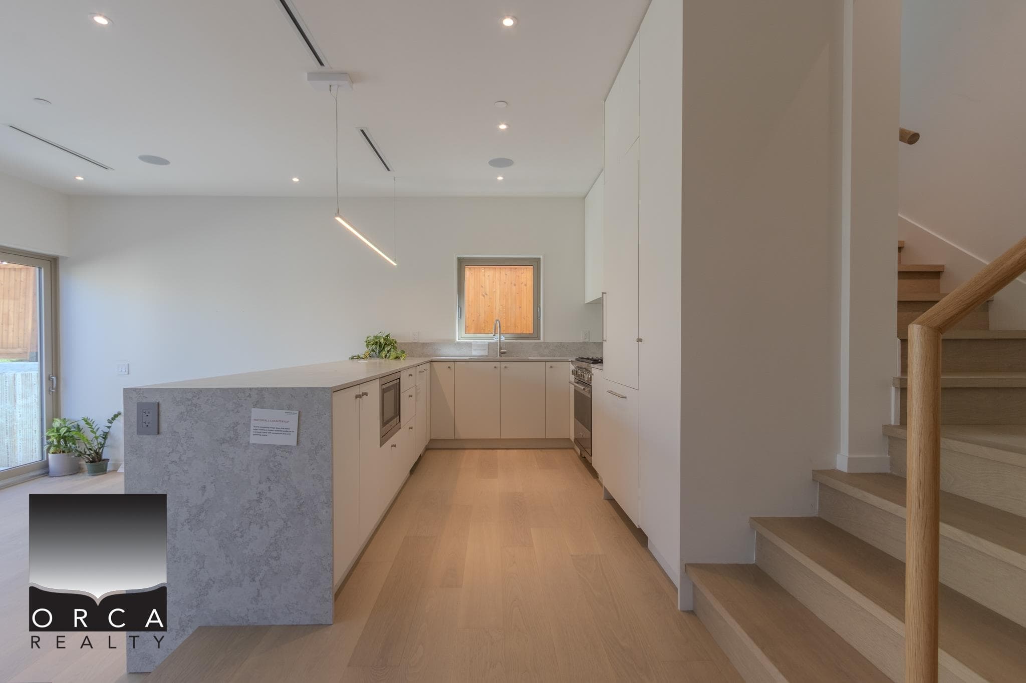 1 - 2915 East 5th Avenue, Vancouver, V5M 1N6 — photo 5