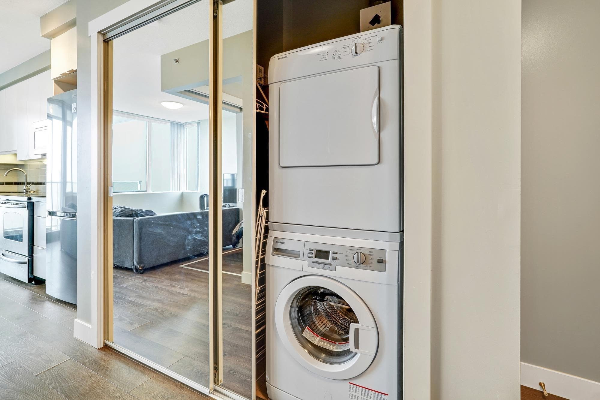 708 - 9025 Highland Court, Burnaby, V5A 0A8 — photo 5