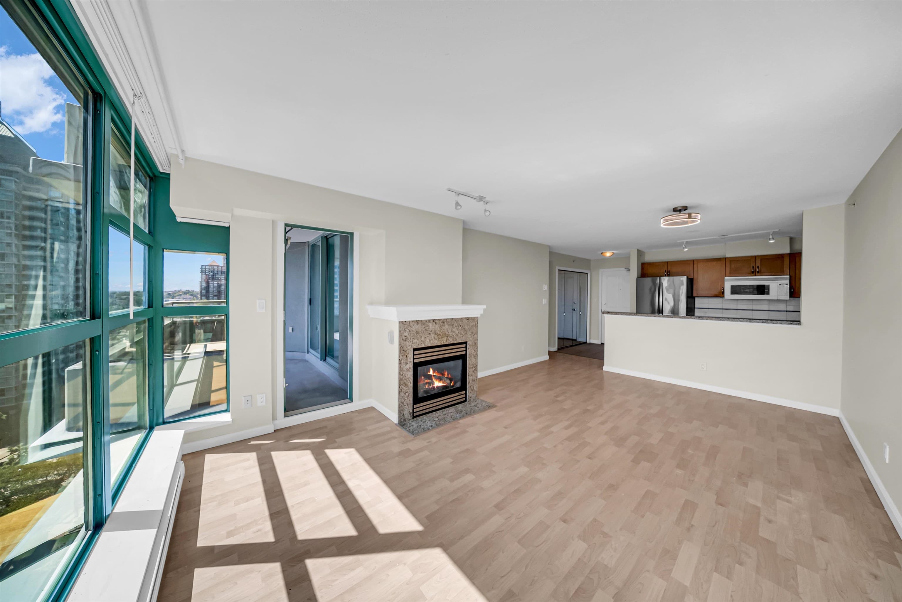 1202 - 4380 Halifax Street, Burnaby, V5C 6R3 — photo 2