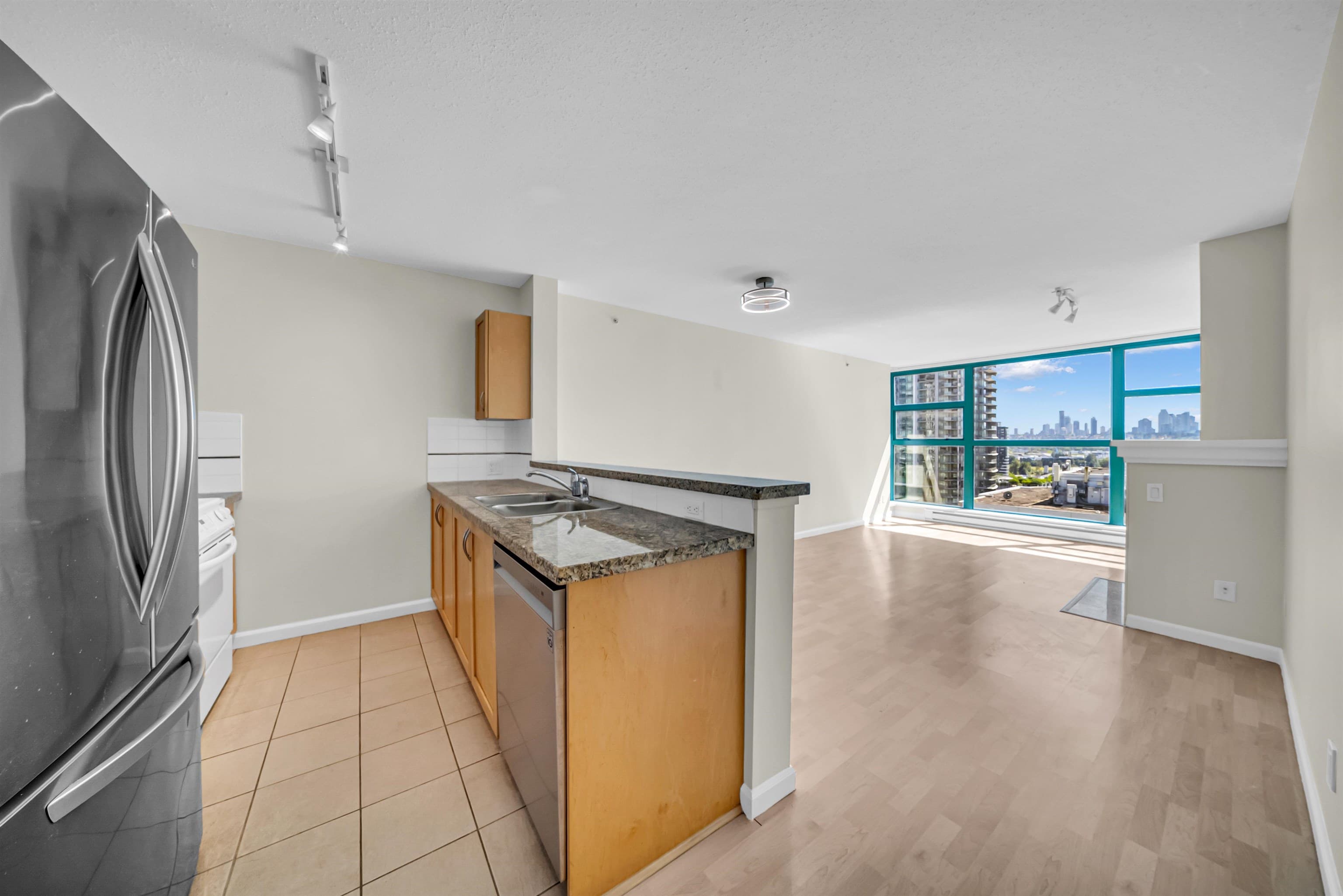 1202 - 4380 Halifax Street, Burnaby, V5C 6R3 — photo 3