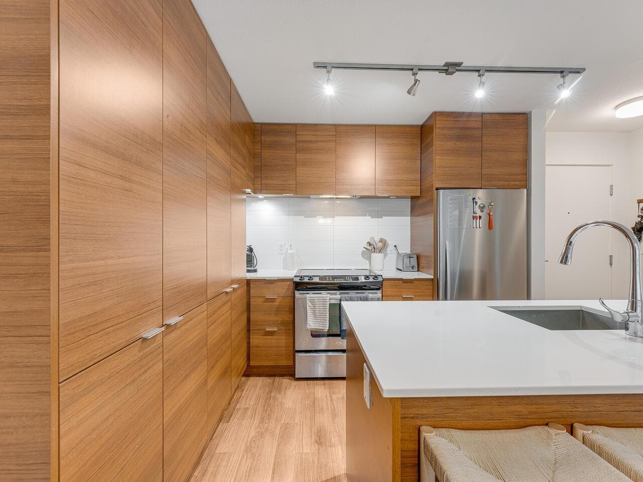 313 - 1677 Lloyd Avenue, North Vancouver, V7P 0B1 — photo 5