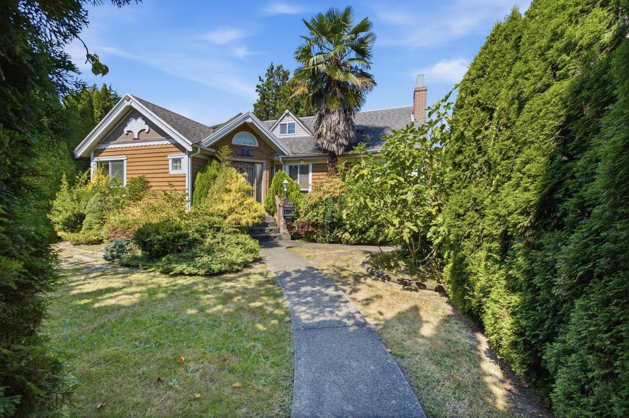 55 W King Edward Avenue, Vancouver