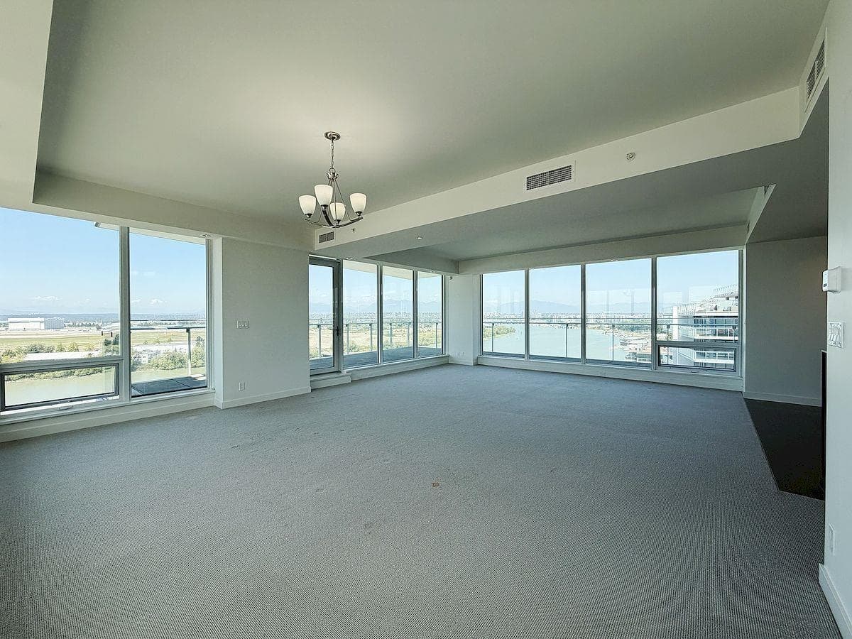 Sub-penthouse - 6633 Pearson Way, Richmond, V7C 0C4 — photo 3
