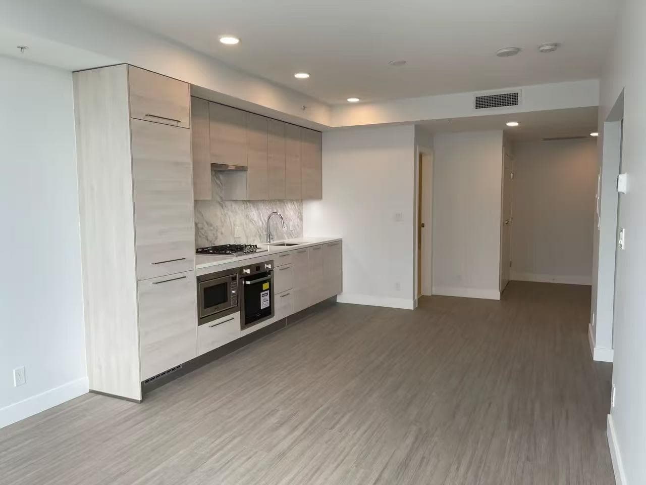 4458 Beresford Street, Burnaby, V5H 2Y4 — photo 2