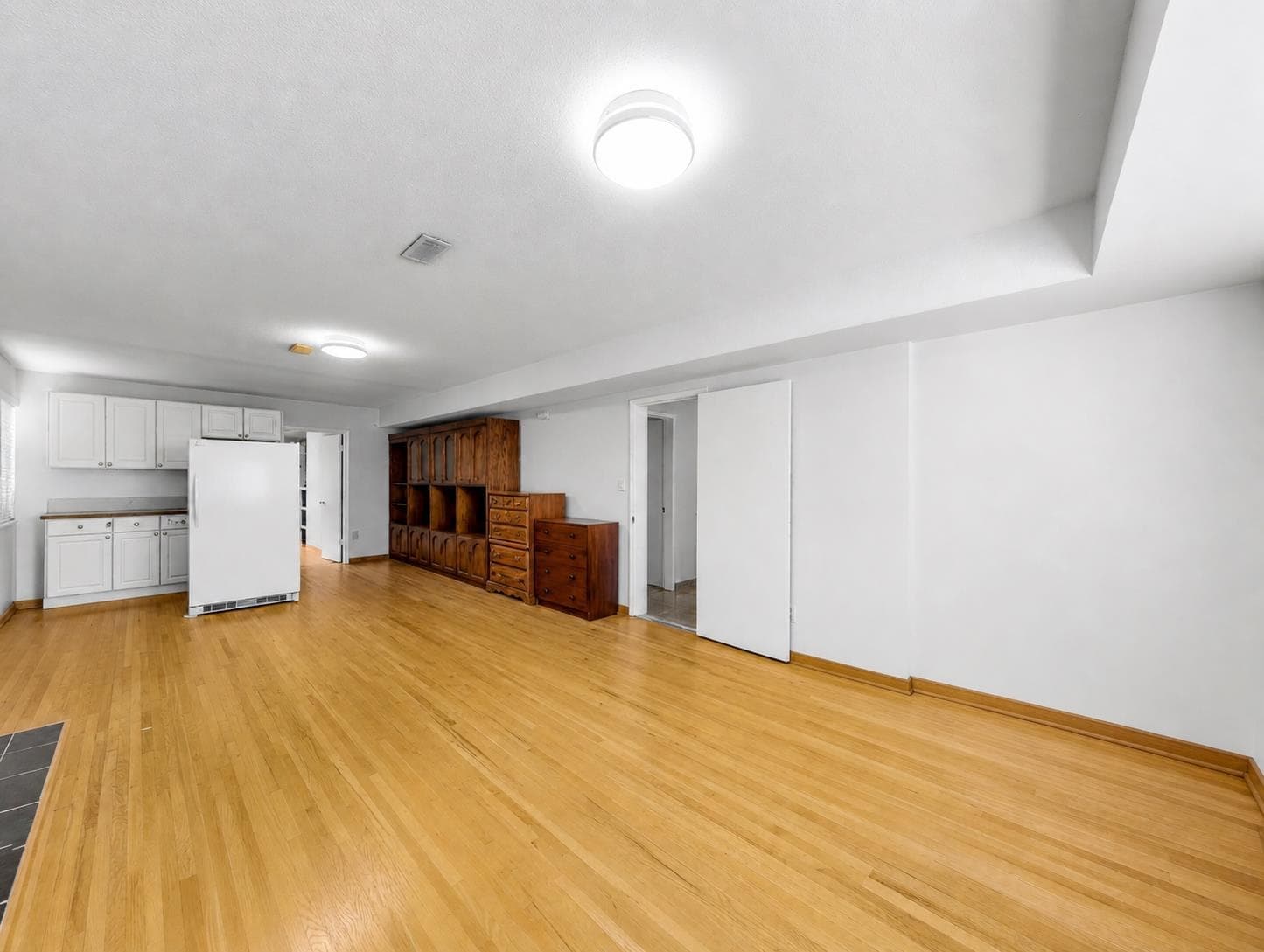 245 W 63rd Avenue, Vancouver, V5X 2H9 — photo 4