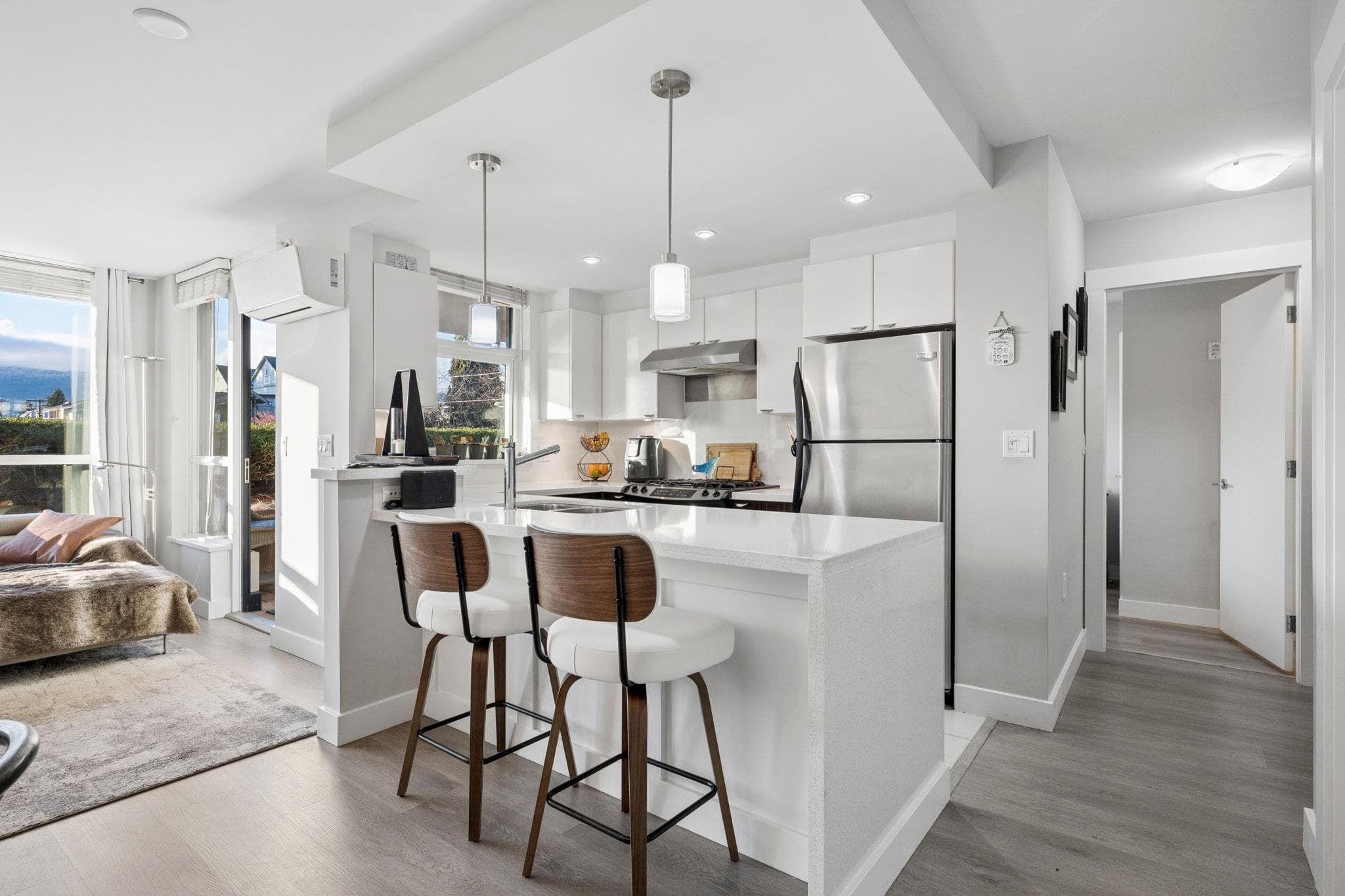 308 - 160 W 3rd Street, North Vancouver, V7M 0A9 — photo 4