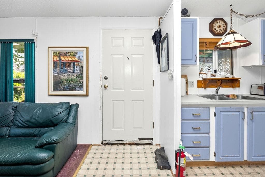 7 - 1413 Sunshine Coast Highway, Gibsons, V0N 1V5 — photo 5