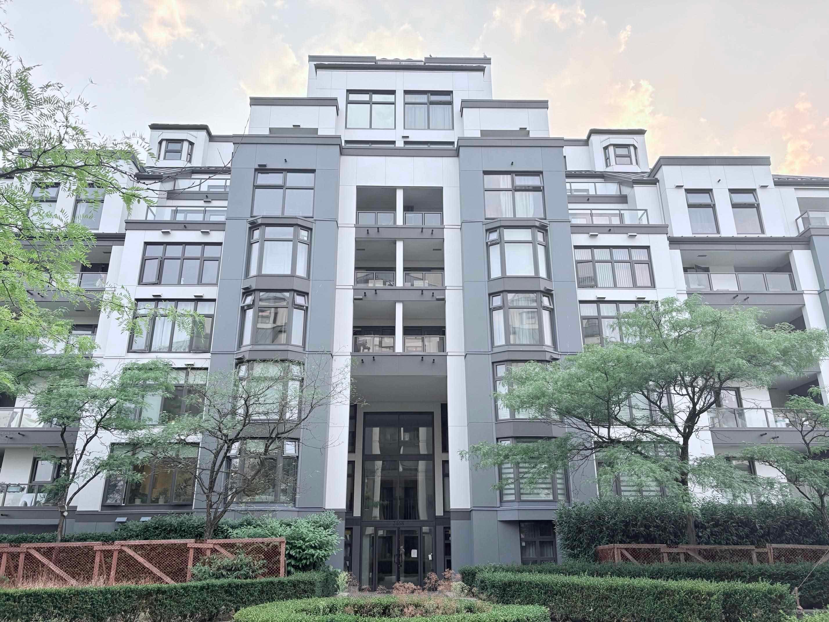 209 - 2468 E Broadway, Vancouver