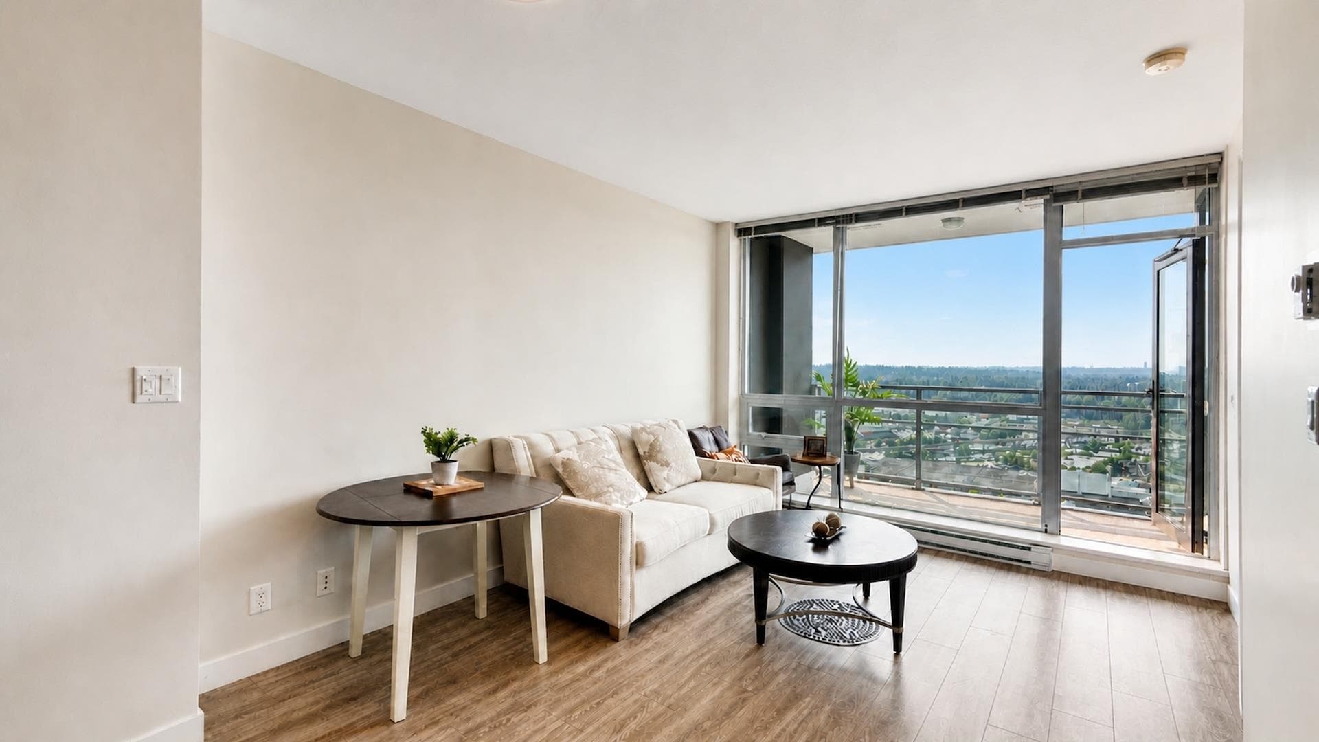 2808 - 2968 Glen Drive, Coquitlam