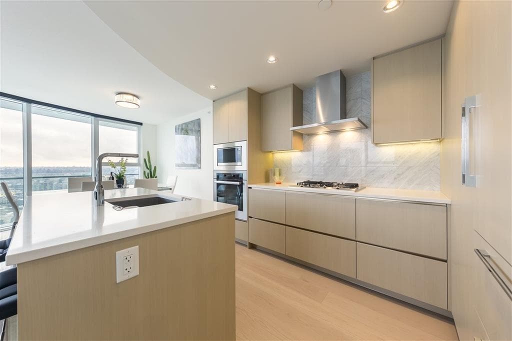 2417 - 89 Nelson Street, Vancouver, V6Z 0E7 — photo 5