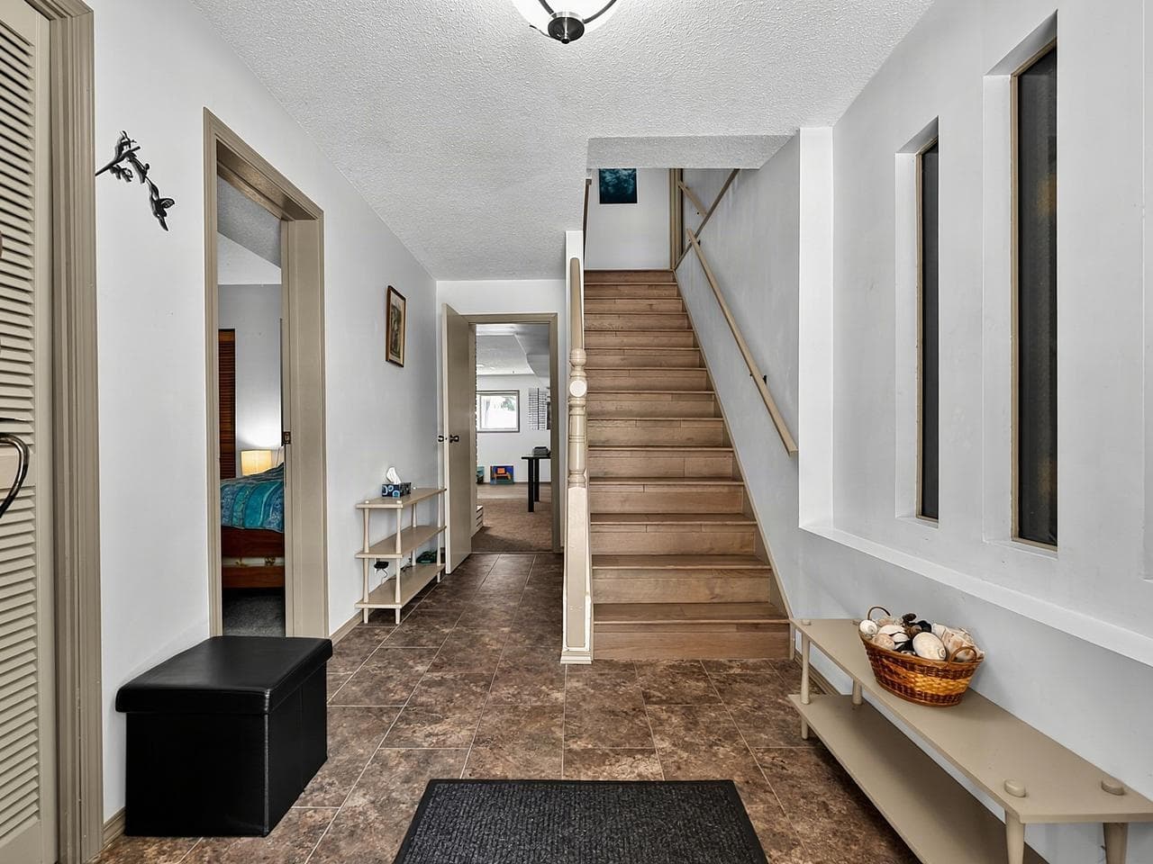 1179 Kerwan Place, Coquitlam, V3J 2J9 — photo 2