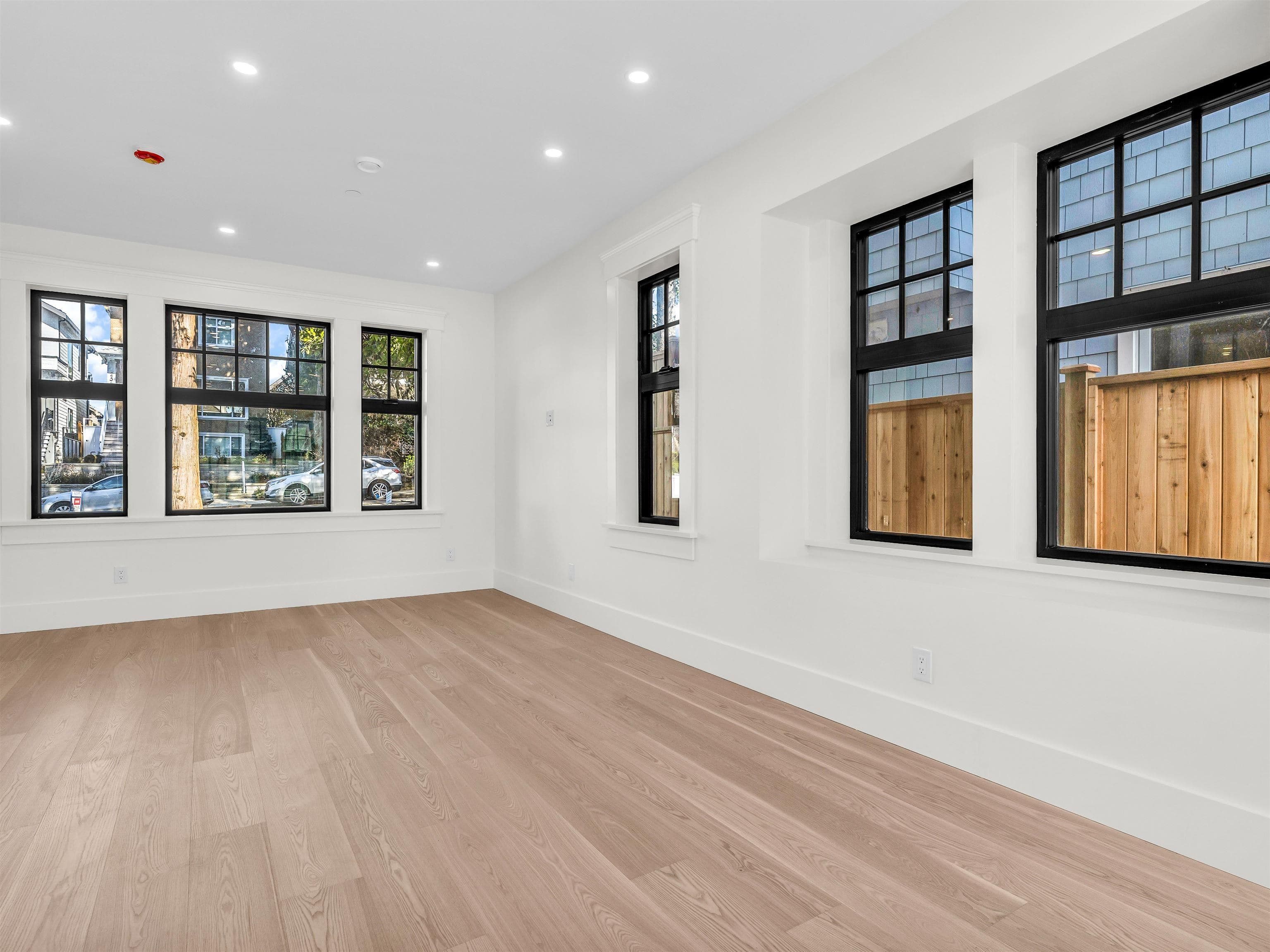 2566 W 2nd Avenue, Vancouver, V6K 1J8 — photo 5