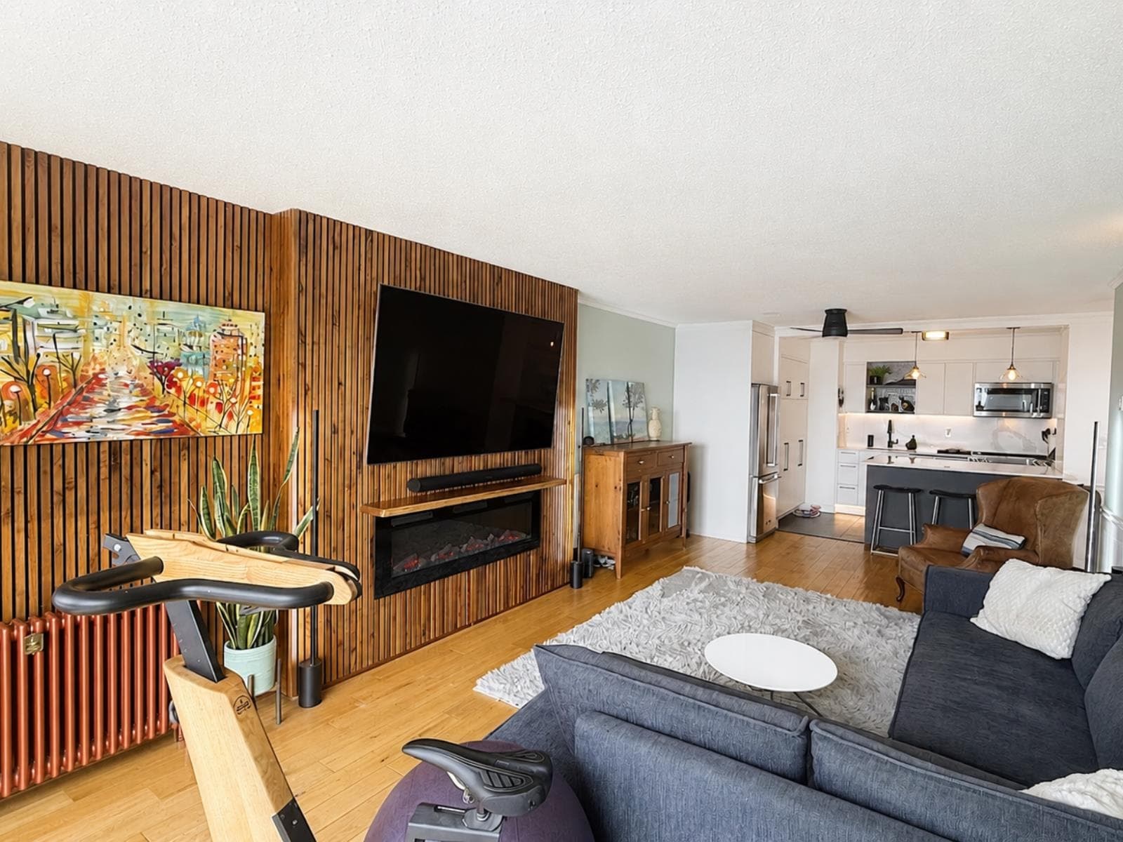 303 - 441 E 3rd Street, North Vancouver, V7L 1G3 — photo 1