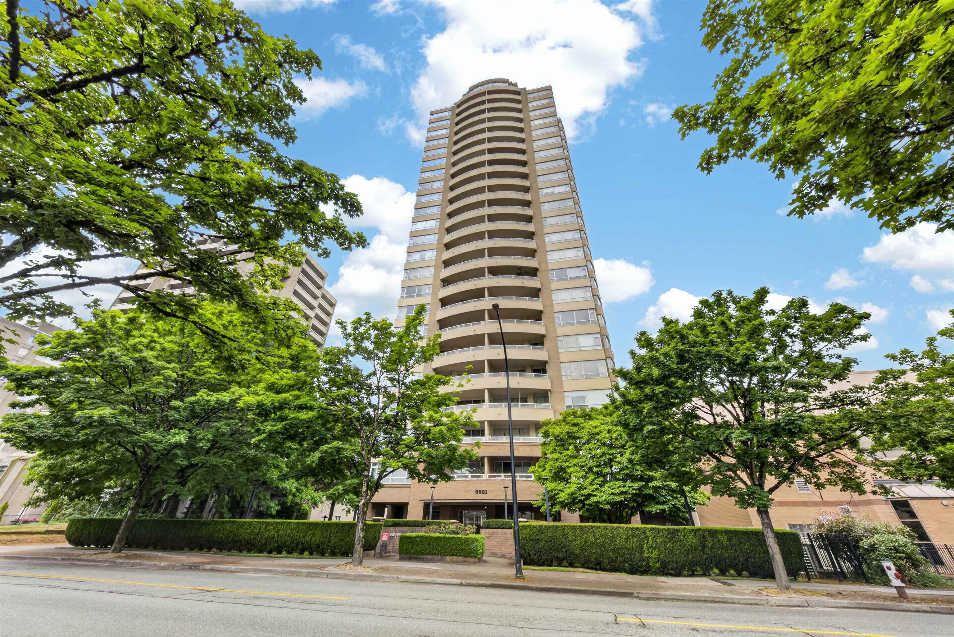 602 - 6521 Bonsor Avenue, Burnaby, V5H 4N3 — photo 1