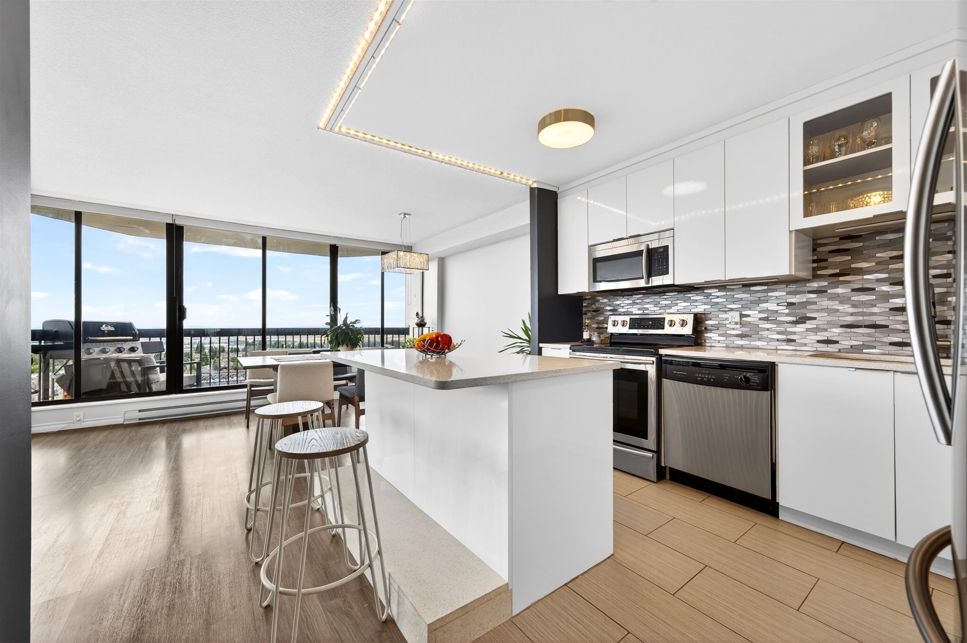 1903 - 6540 Burlington Avenue, Burnaby