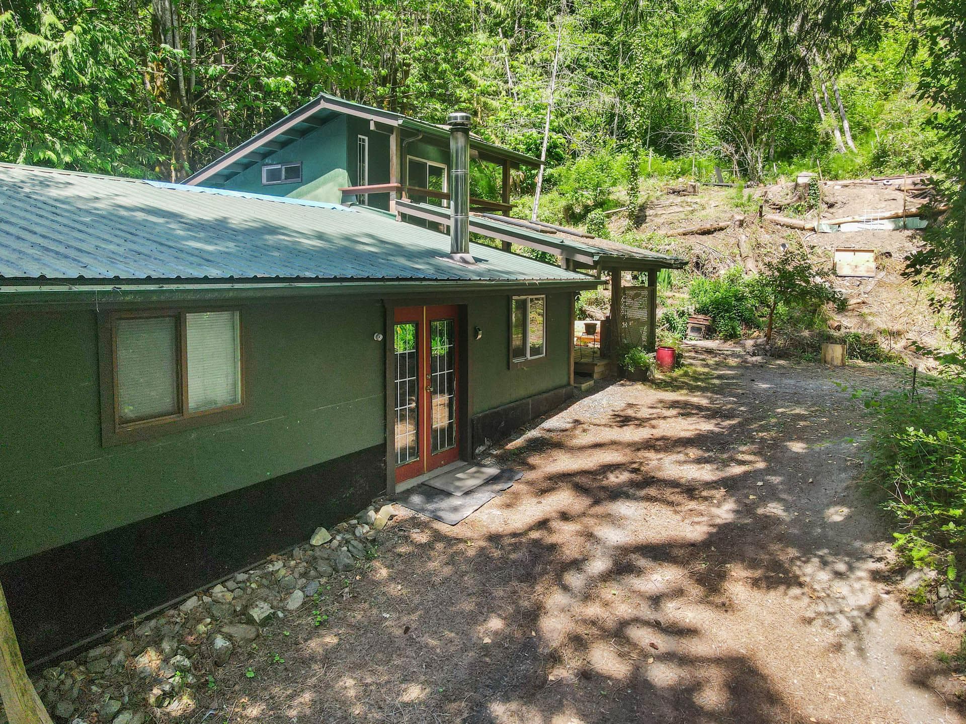 4139 Slesse Road, Chilliwack, V4Z 1B3 — photo 2