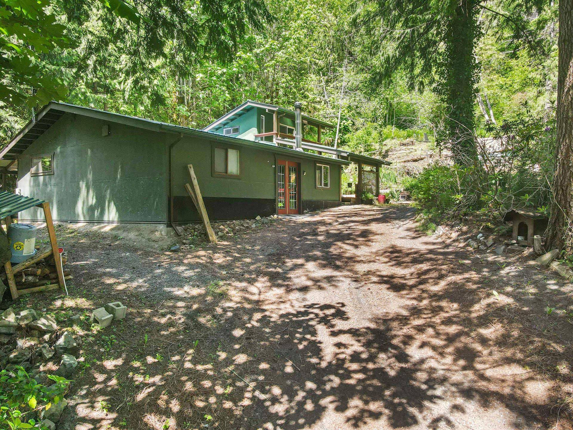 4139 Slesse Road, Chilliwack, V4Z 1B3 — photo 3