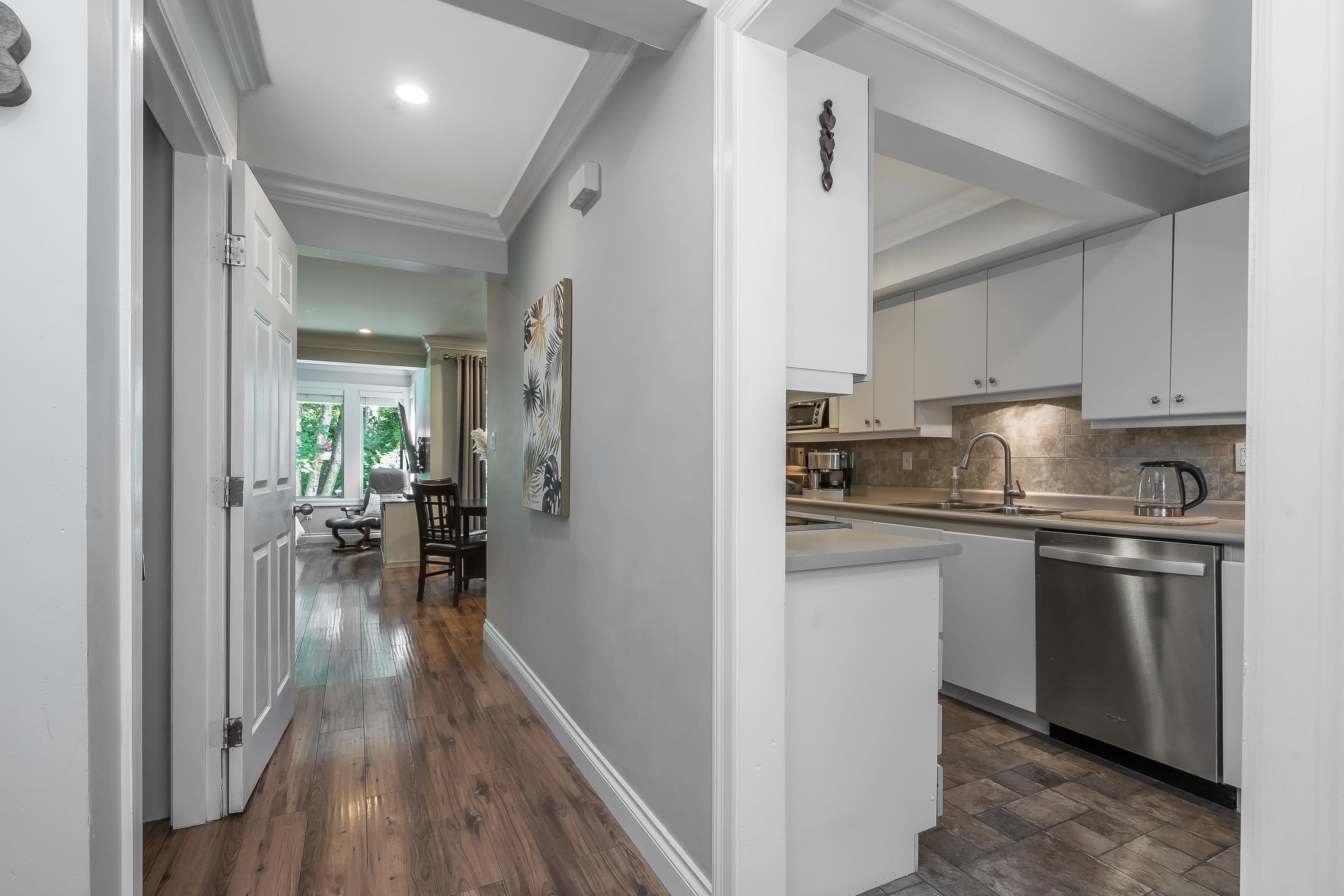 1873 Lilac Drive, Surrey, V4A 6C7 — photo 2