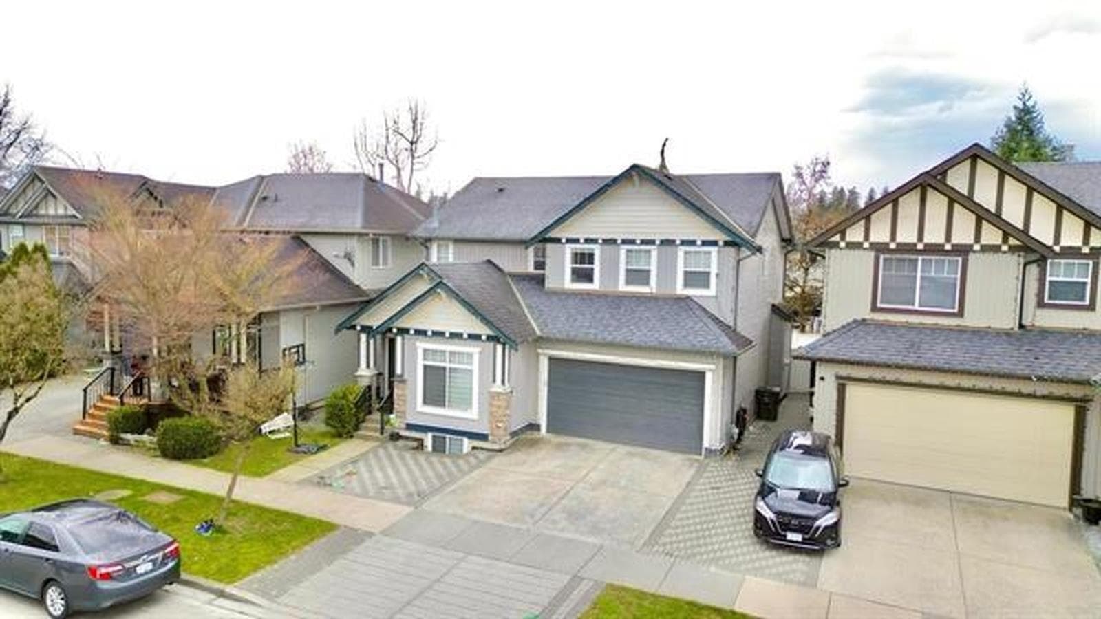 6287 167b Street, Surrey, V3S 0Z2 — photo 1