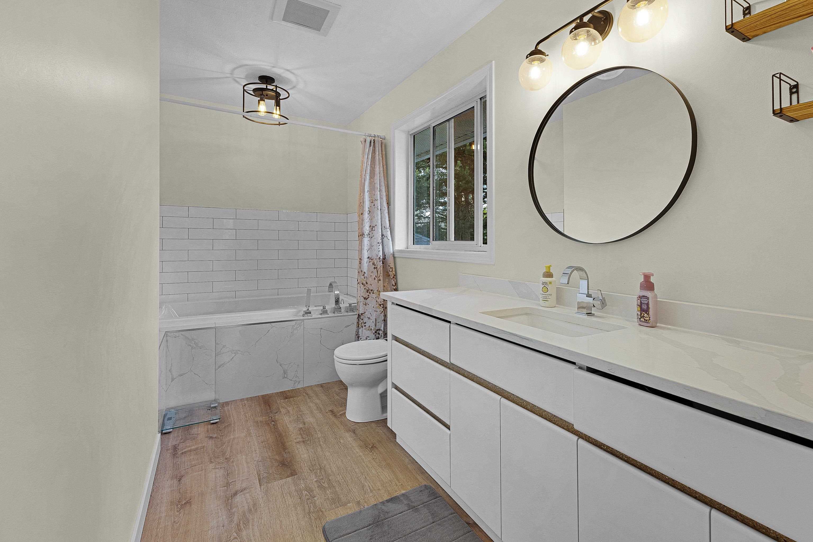 14247 86 Avenue, Surrey, V3W 0S6 — photo 2
