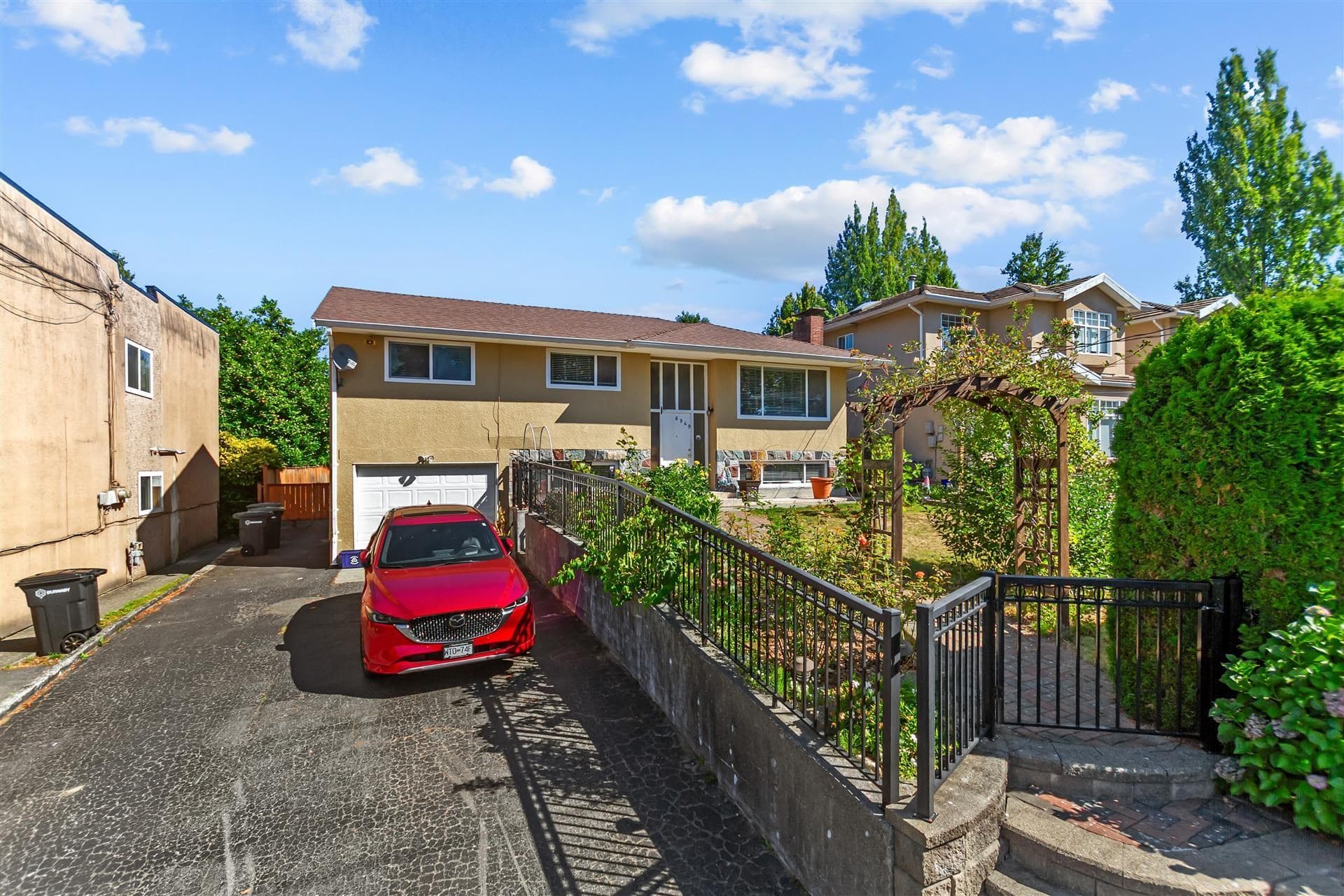 6949 Halifax Street, Burnaby, V5B 2R3 — photo 2