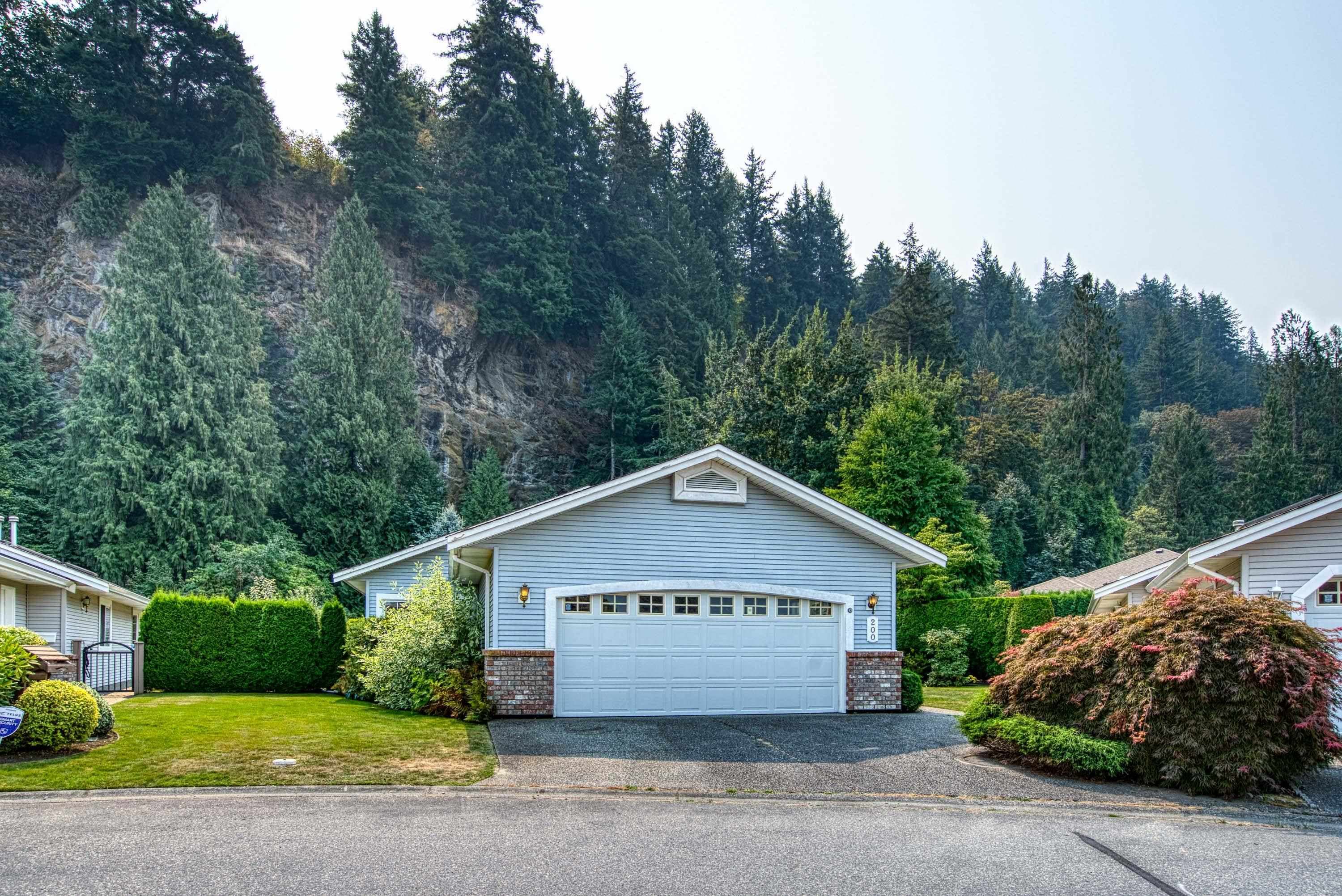 200 - 6001 Promontory Road, Sardis, V2R 3E3 — photo 1