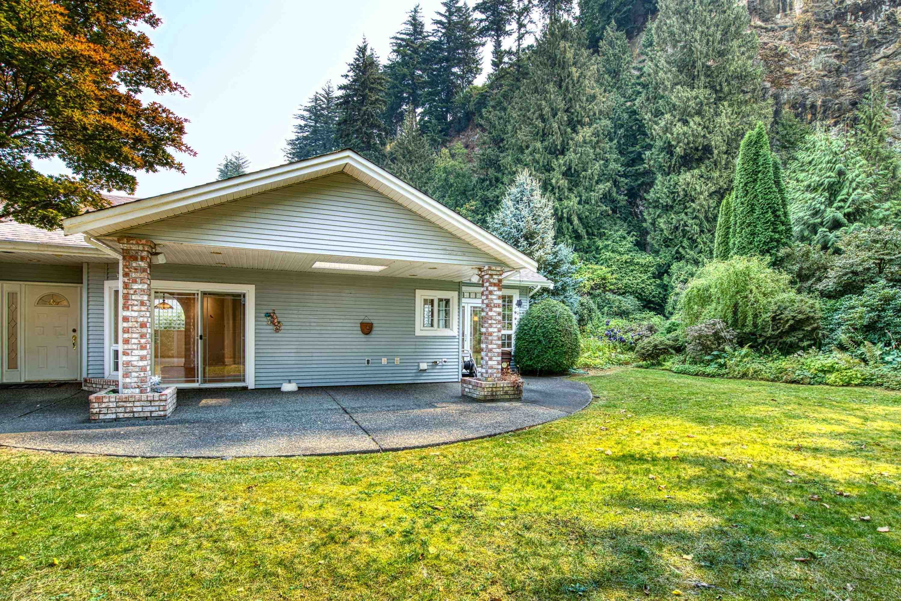 200 - 6001 Promontory Road, Sardis, V2R 3E3 — photo 5