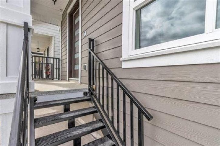 19415 70 Avenue, Surrey, V4N 1N2 — photo 5