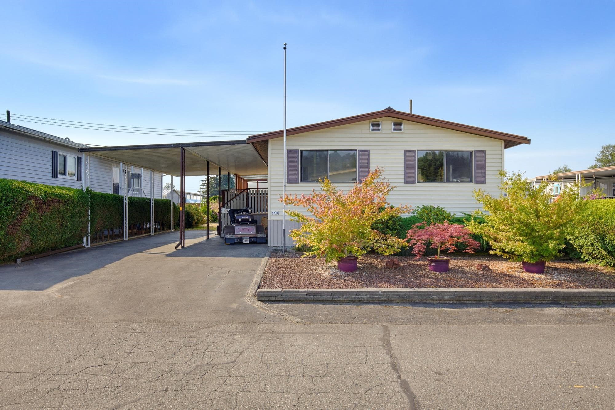 190 - 27111 0 Avenue, Langley, V4A 6Y8 — photo 1