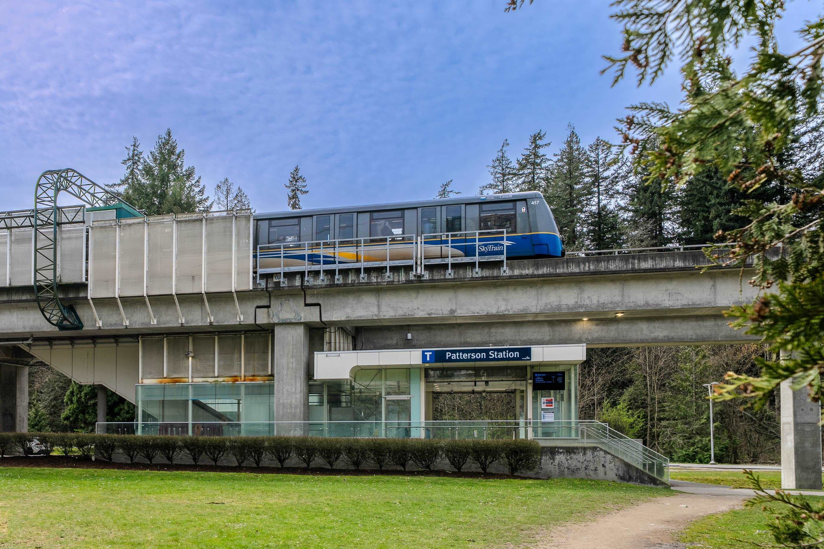 215 - 5932 Patterson Avenue, Burnaby, V5H 4B4 — photo 3