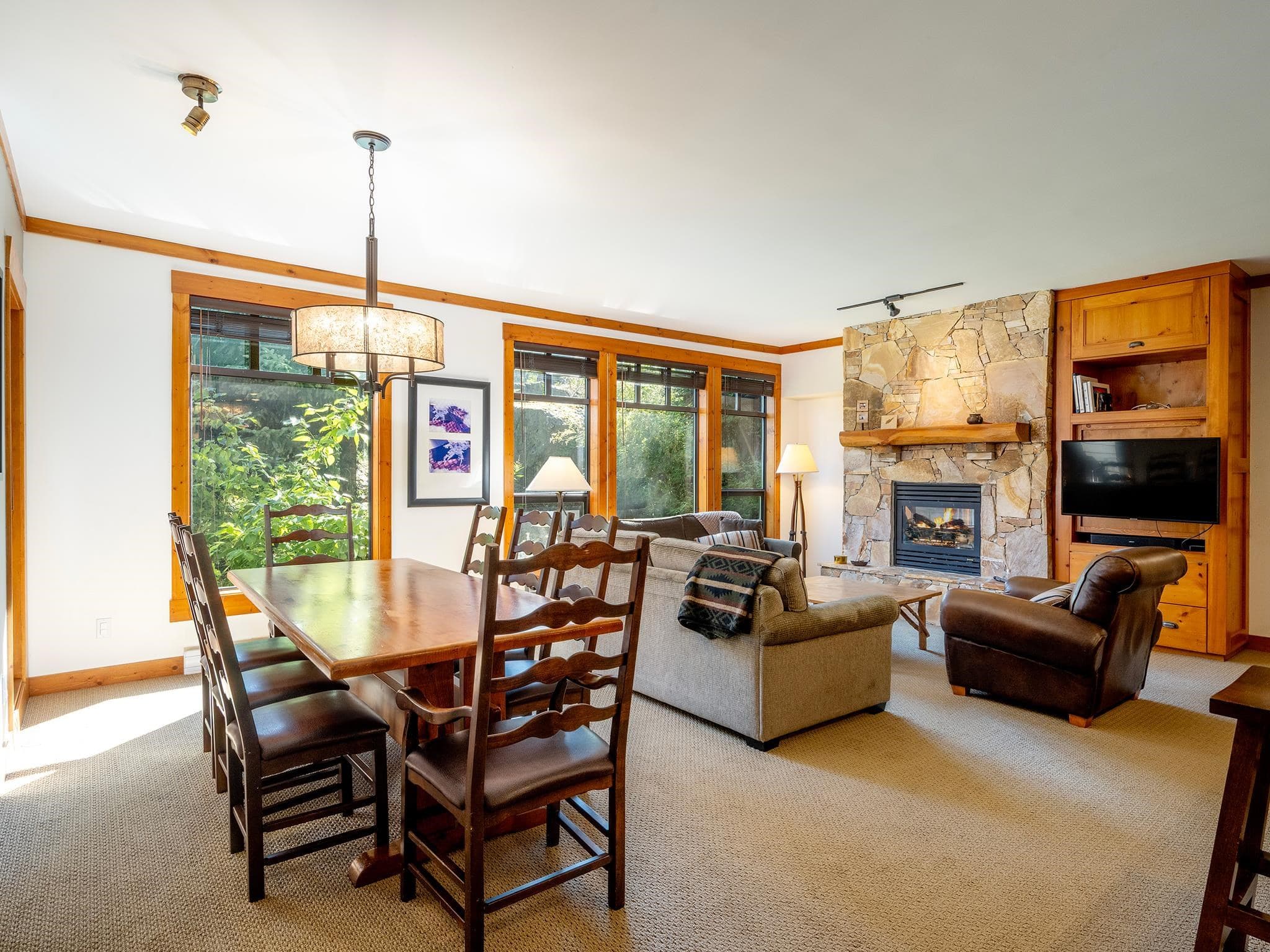 416 - 2202 Gondola Way, Whistler, V8E 0M7 — photo 3